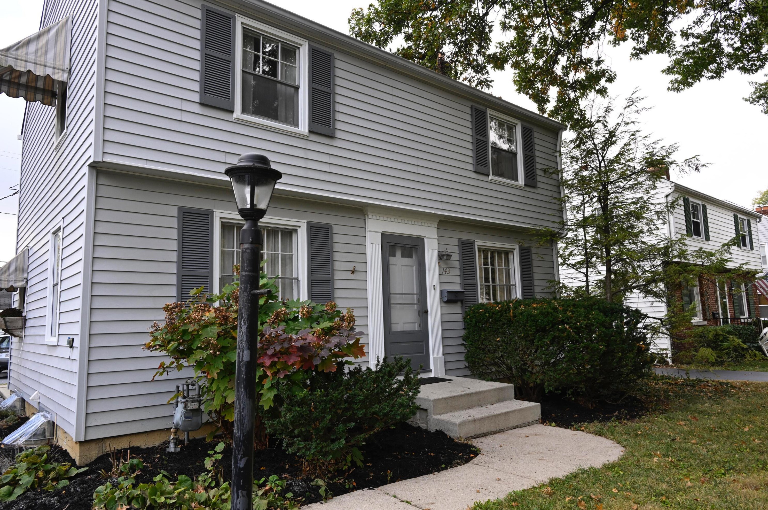 143 Weisheimer Rd, Columbus, OH 43214-2147