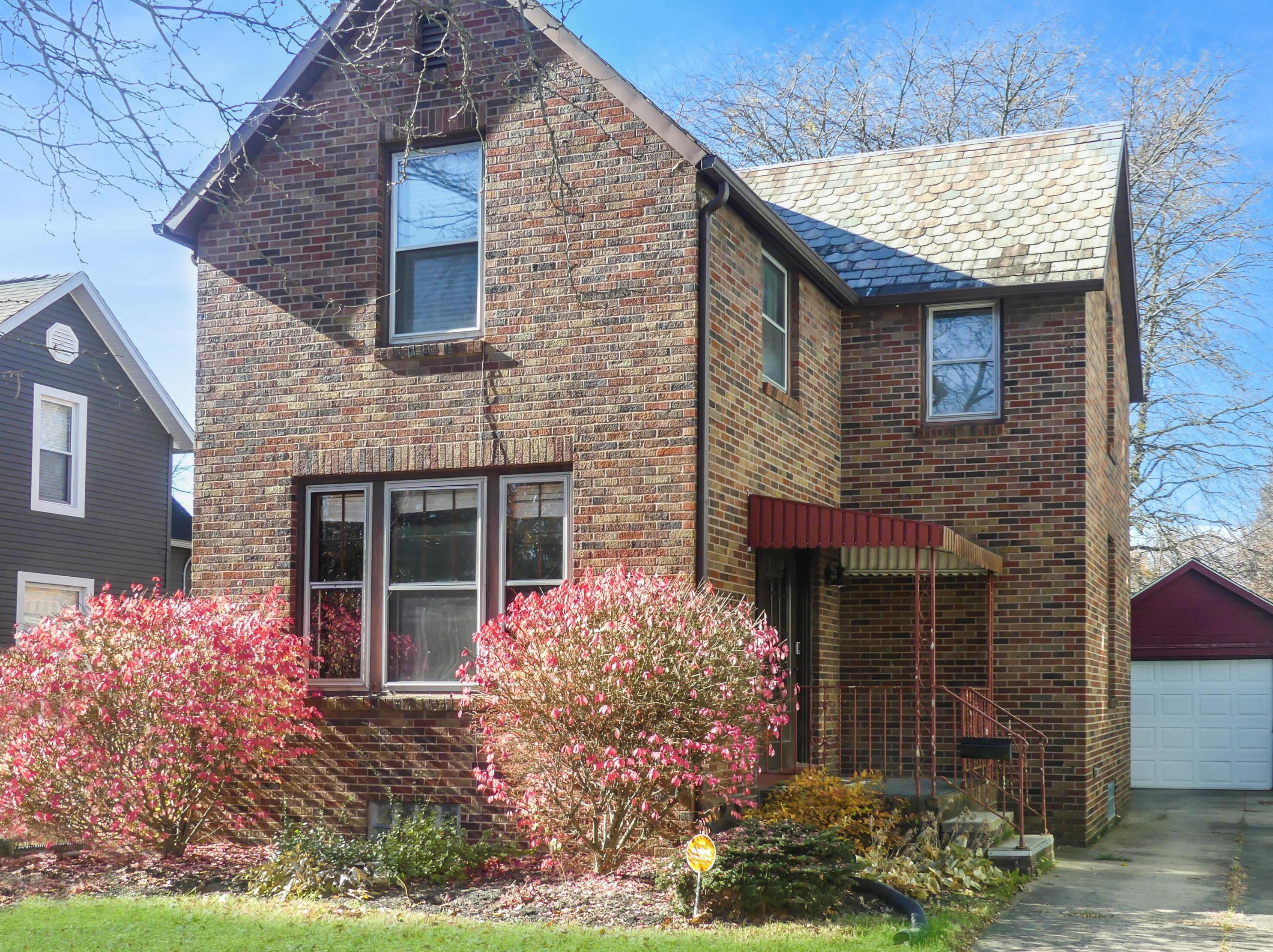 821 Rogers St, Bucyrus, OH 44820