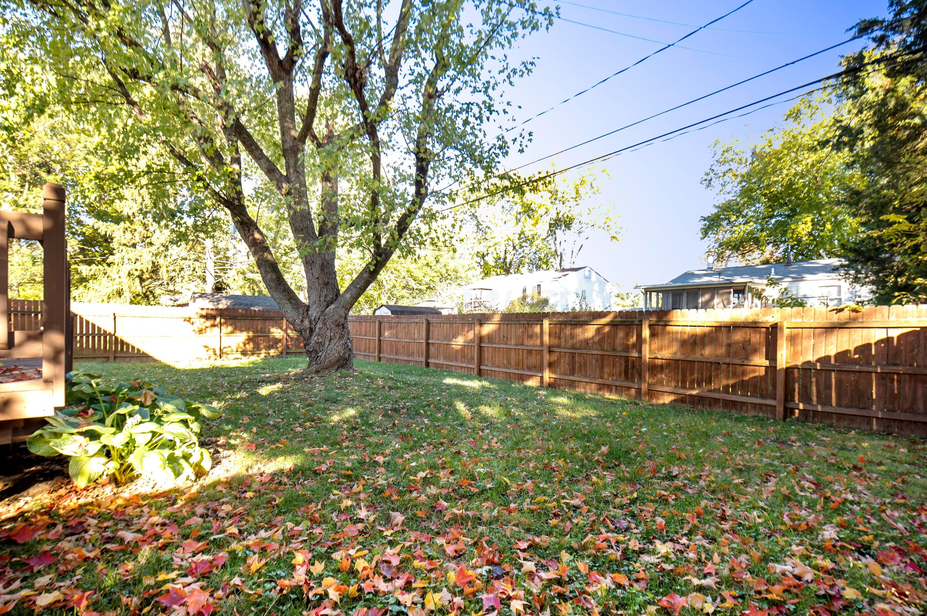 5012 Brewster Dr, Columbus OH  43232-6255 exterior