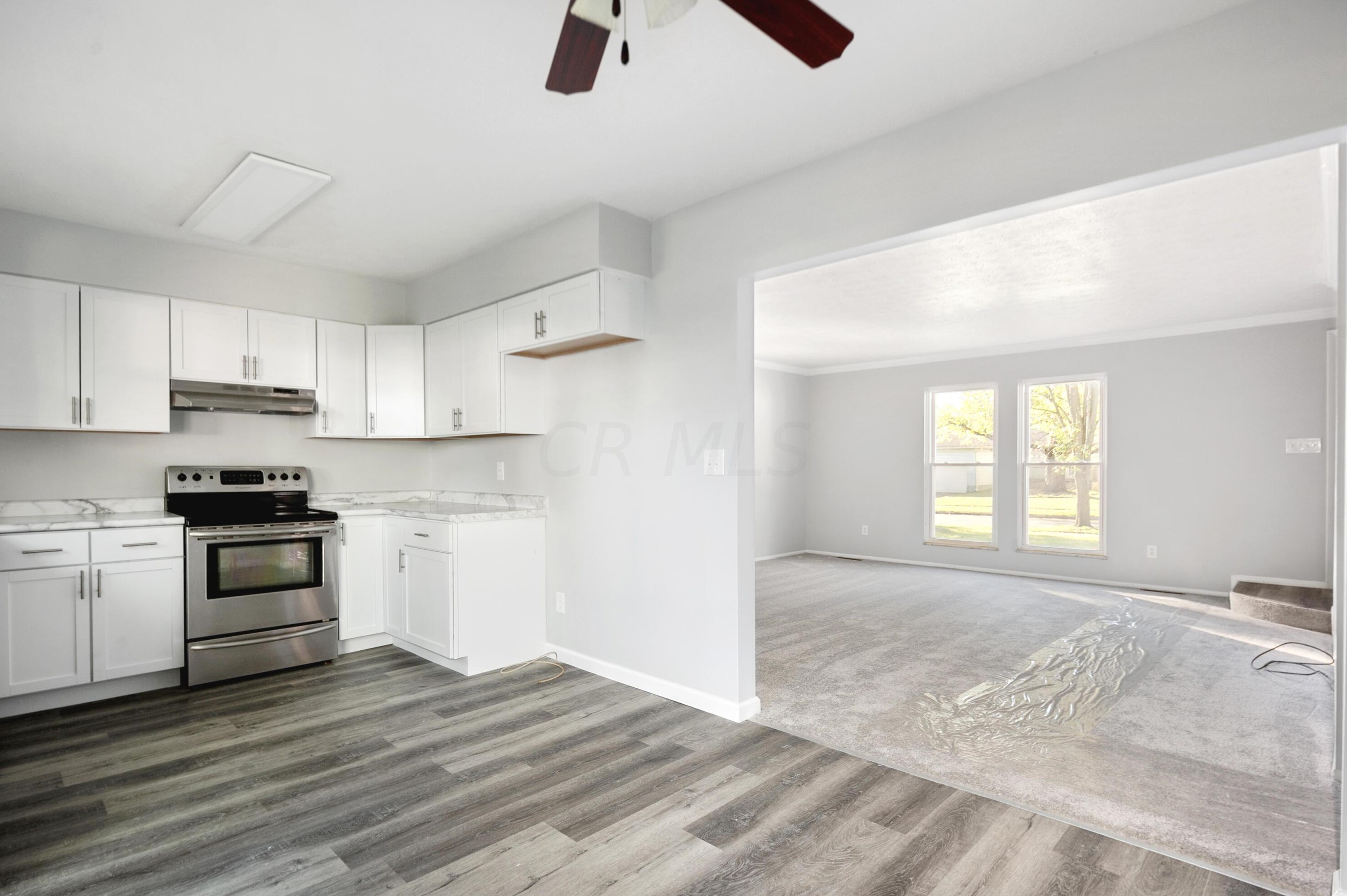 5012 Brewster Dr, Columbus OH  43232-6255 exterior