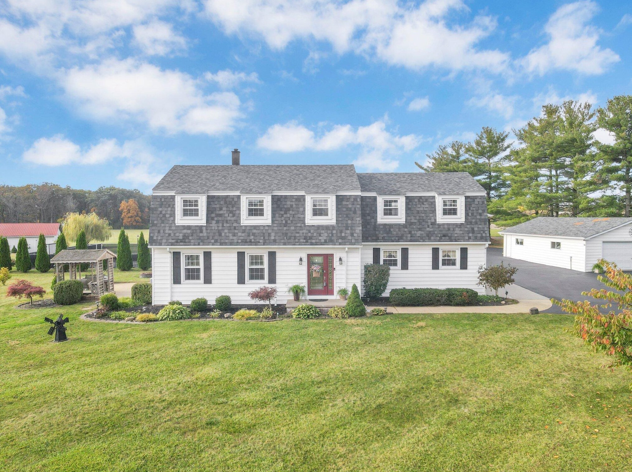 7021 Gay Rd, Darbydale, OH 43123