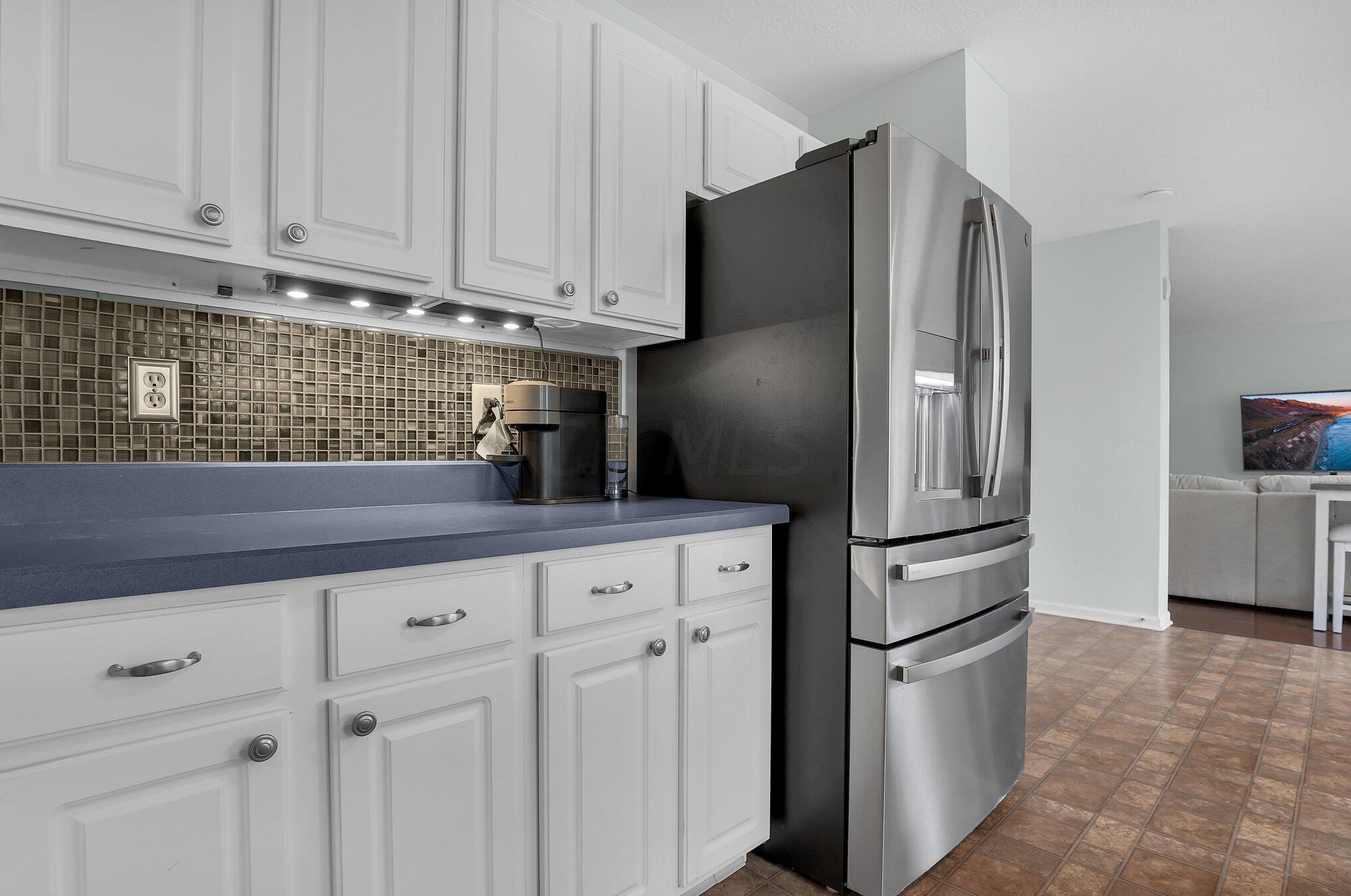 3202 Mccutcheon Crossing Dr, Columbus OH  43219-5025 exterior