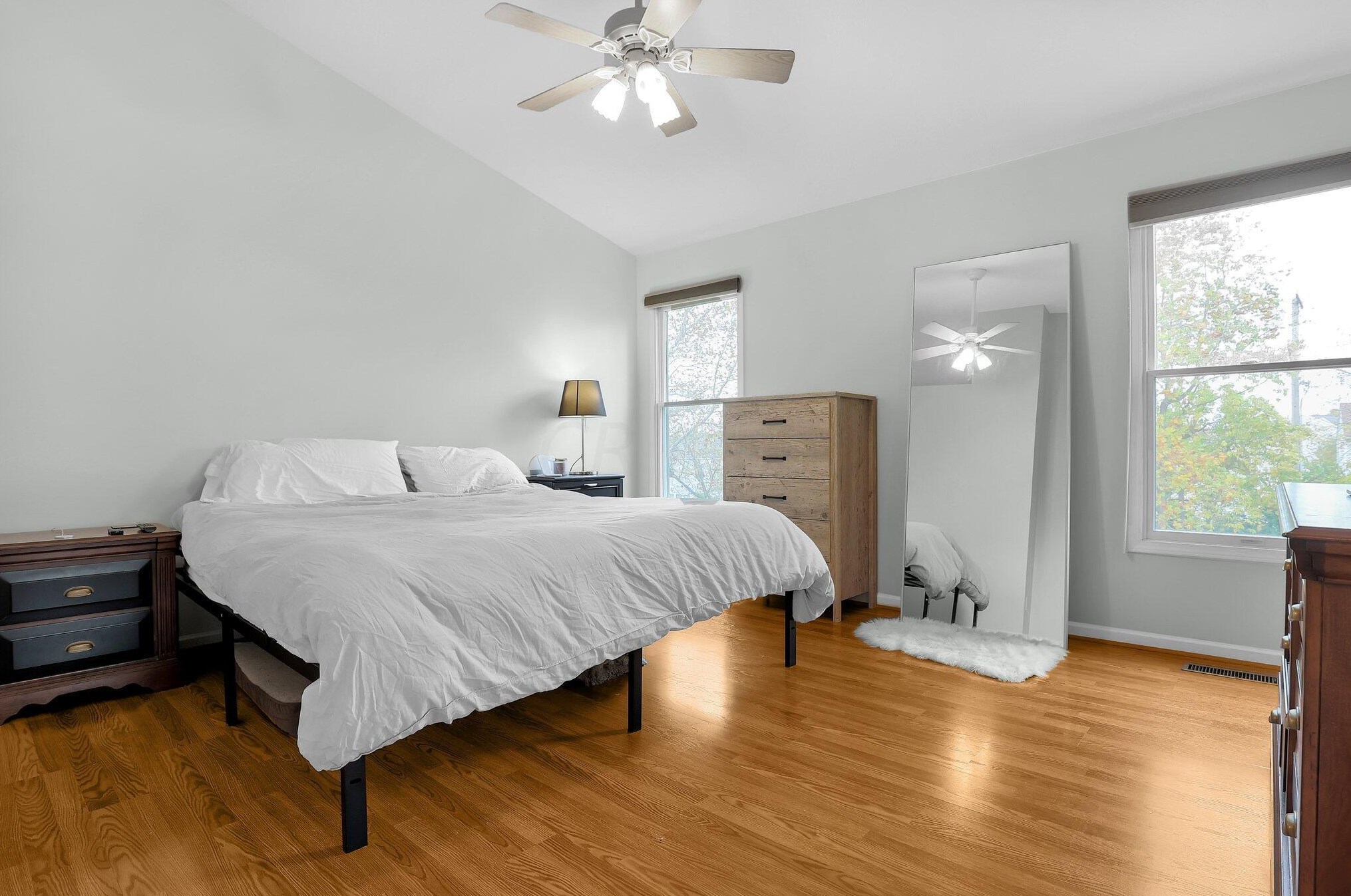 3202 Mccutcheon Crossing Dr, Columbus OH  43219-5025 exterior