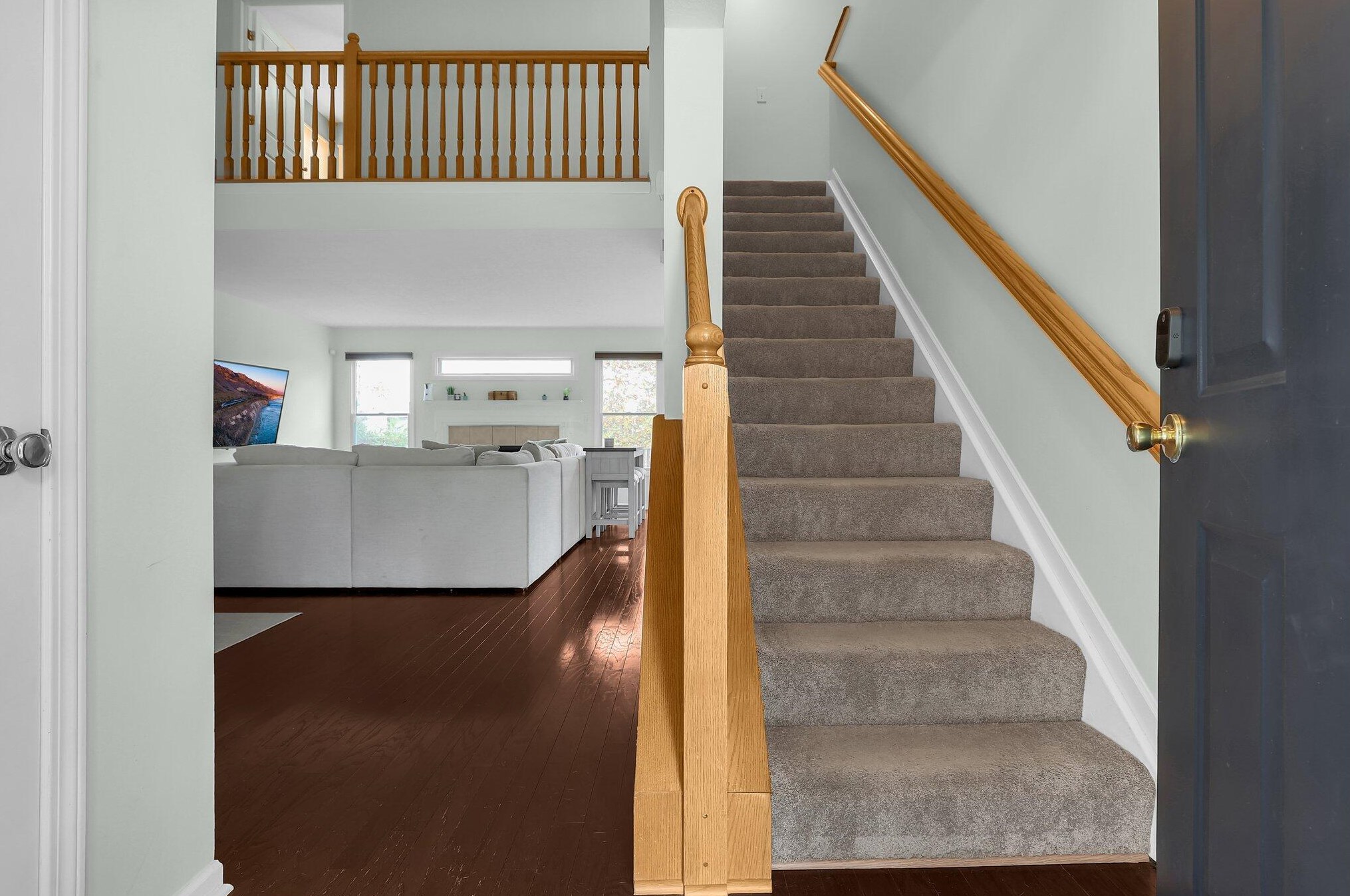 3202 Mccutcheon Crossing Dr, Columbus OH  43219-5025 exterior