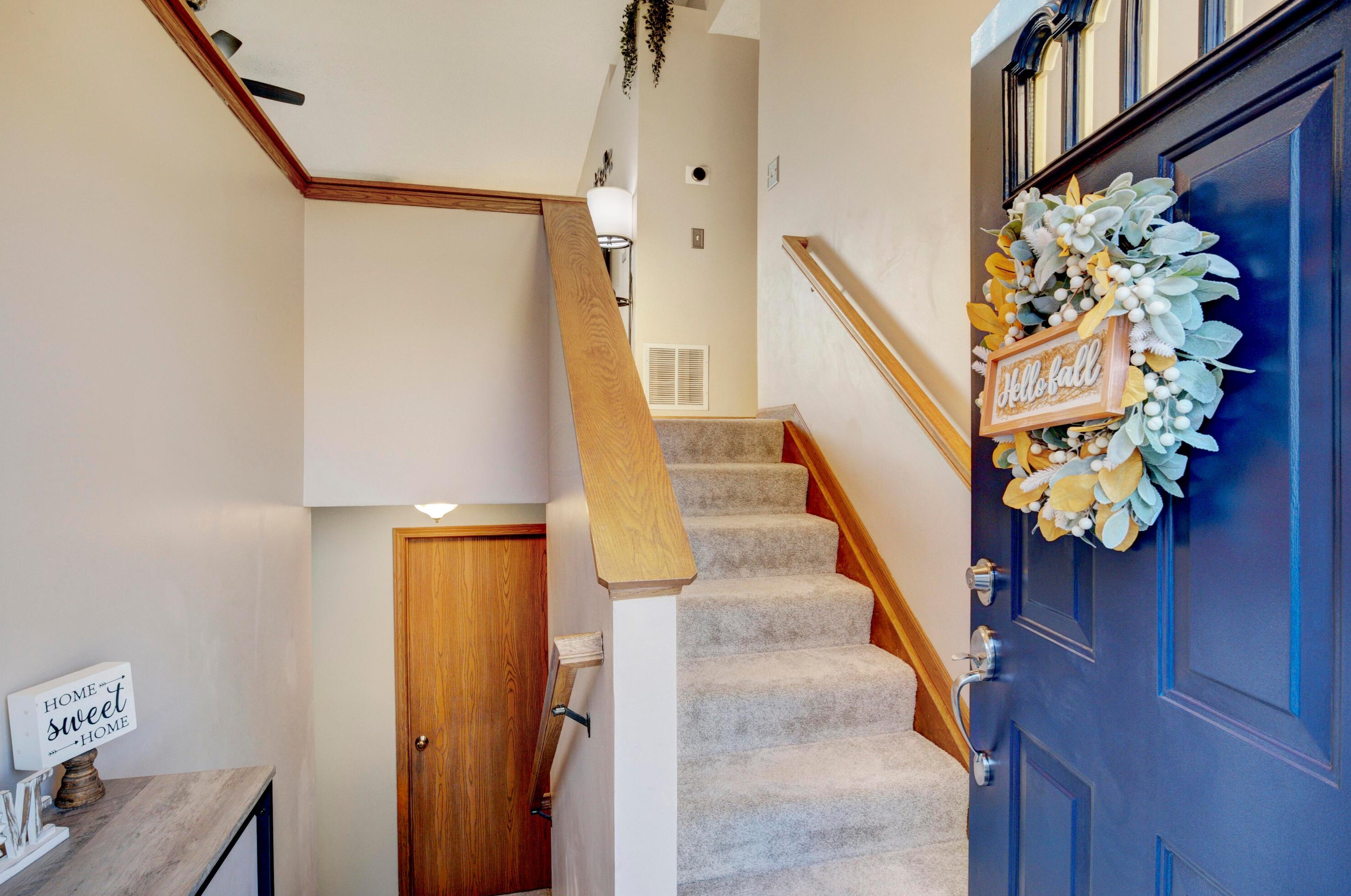 5525 Crenton Dr, Westerville, OH 43081-9549