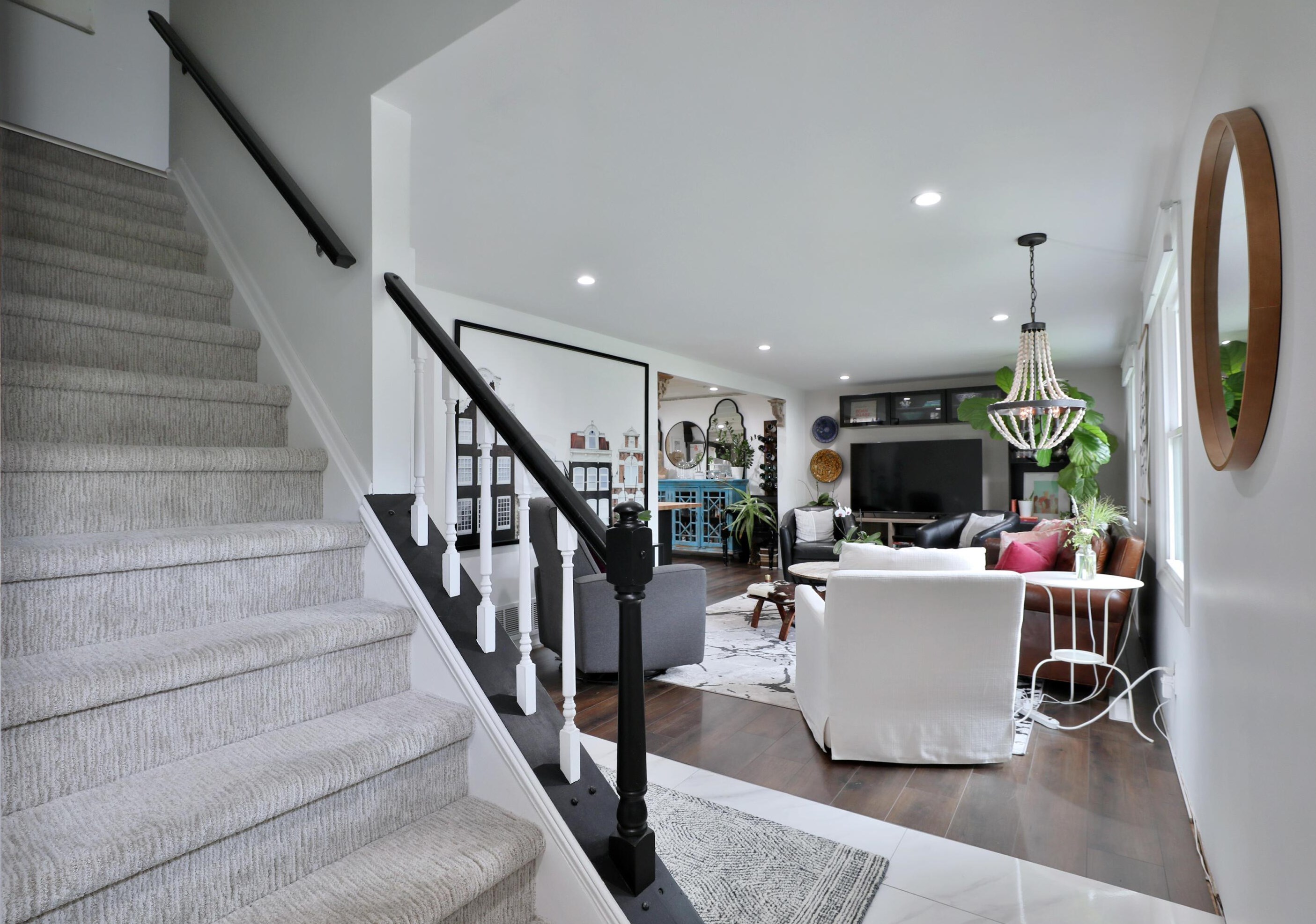 1678 Parkgate Rd, Columbus OH  43229-2004 exterior