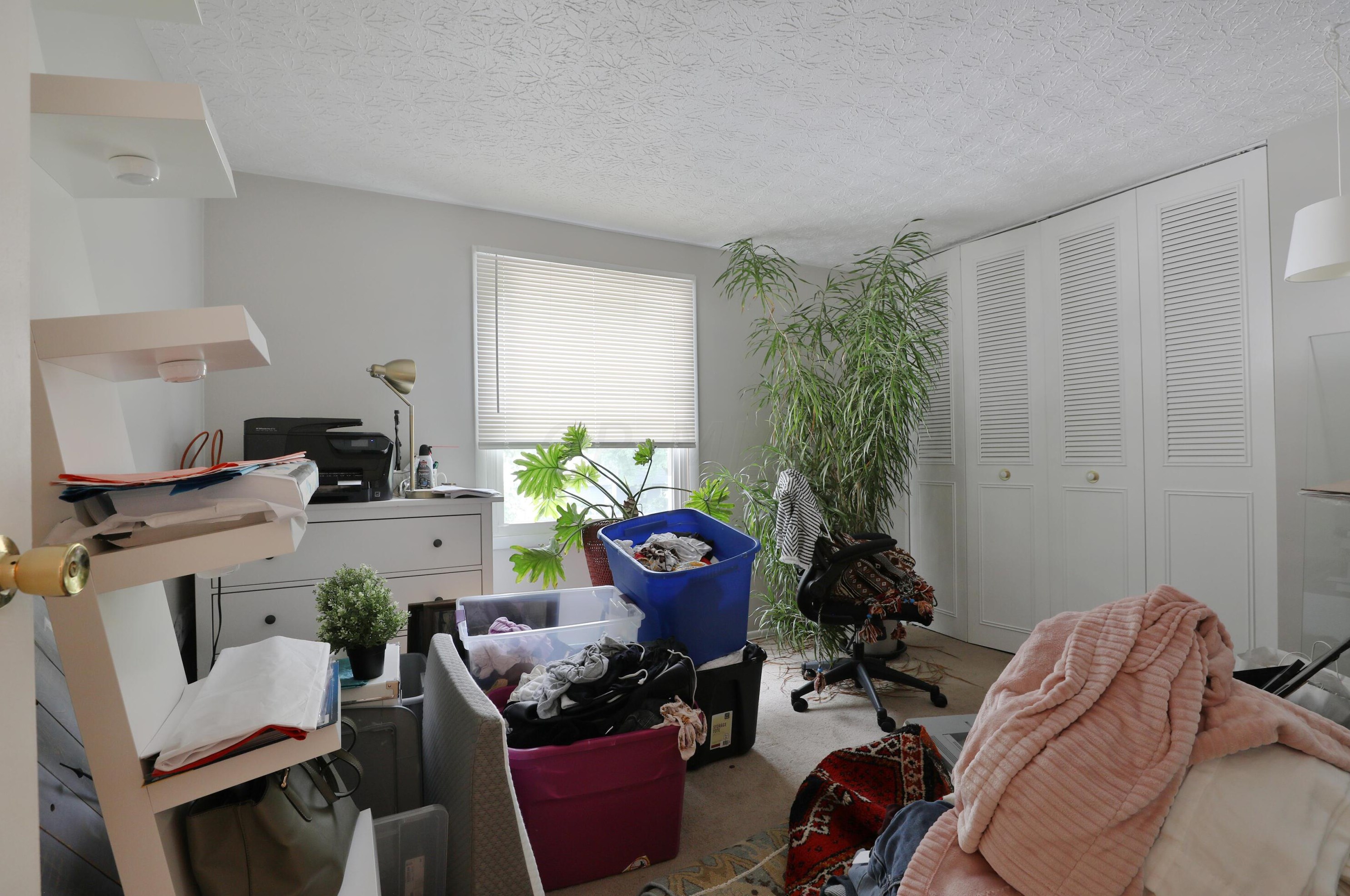 1678 Parkgate Rd, Columbus OH  43229-2004 exterior