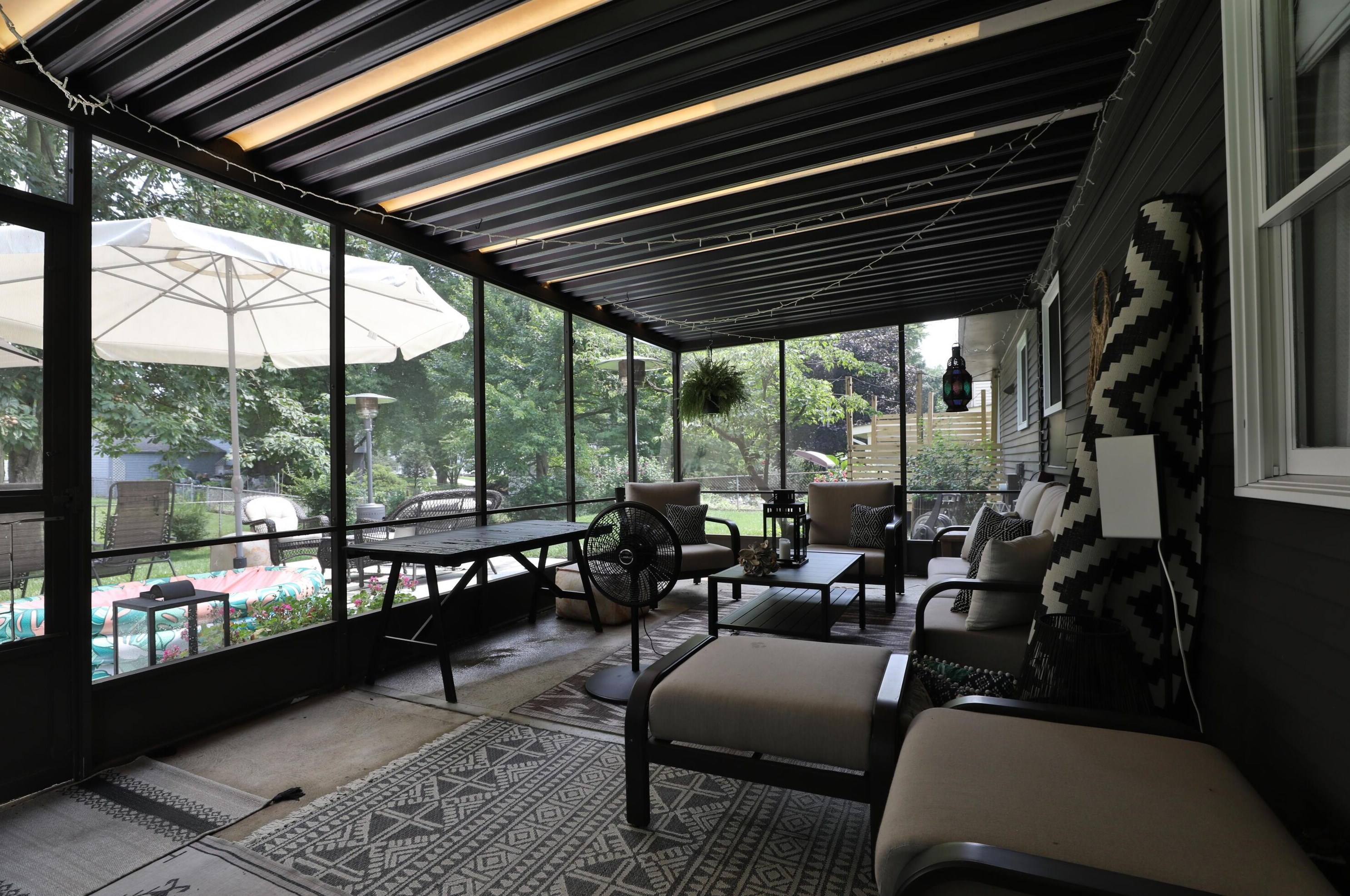 1678 Parkgate Rd, Columbus OH  43229-2004 exterior