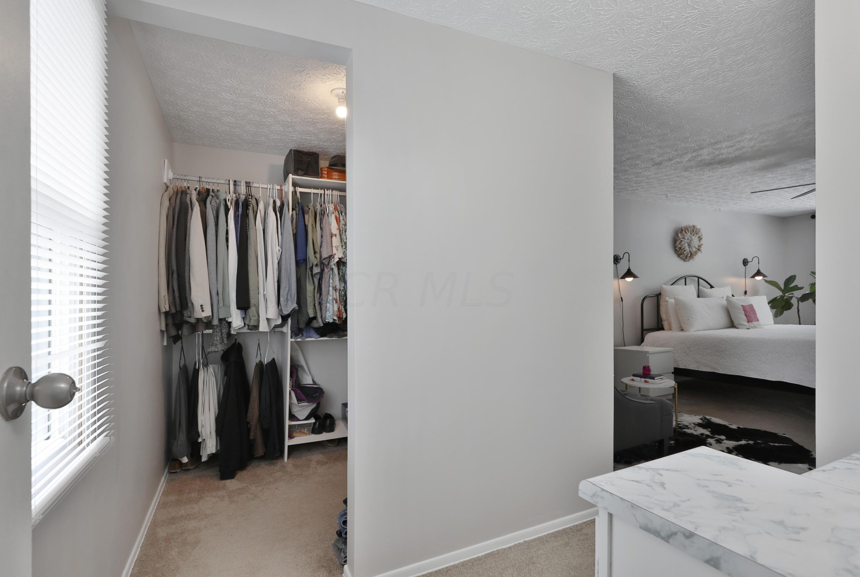 1678 Parkgate Rd, Columbus OH  43229-2004 exterior