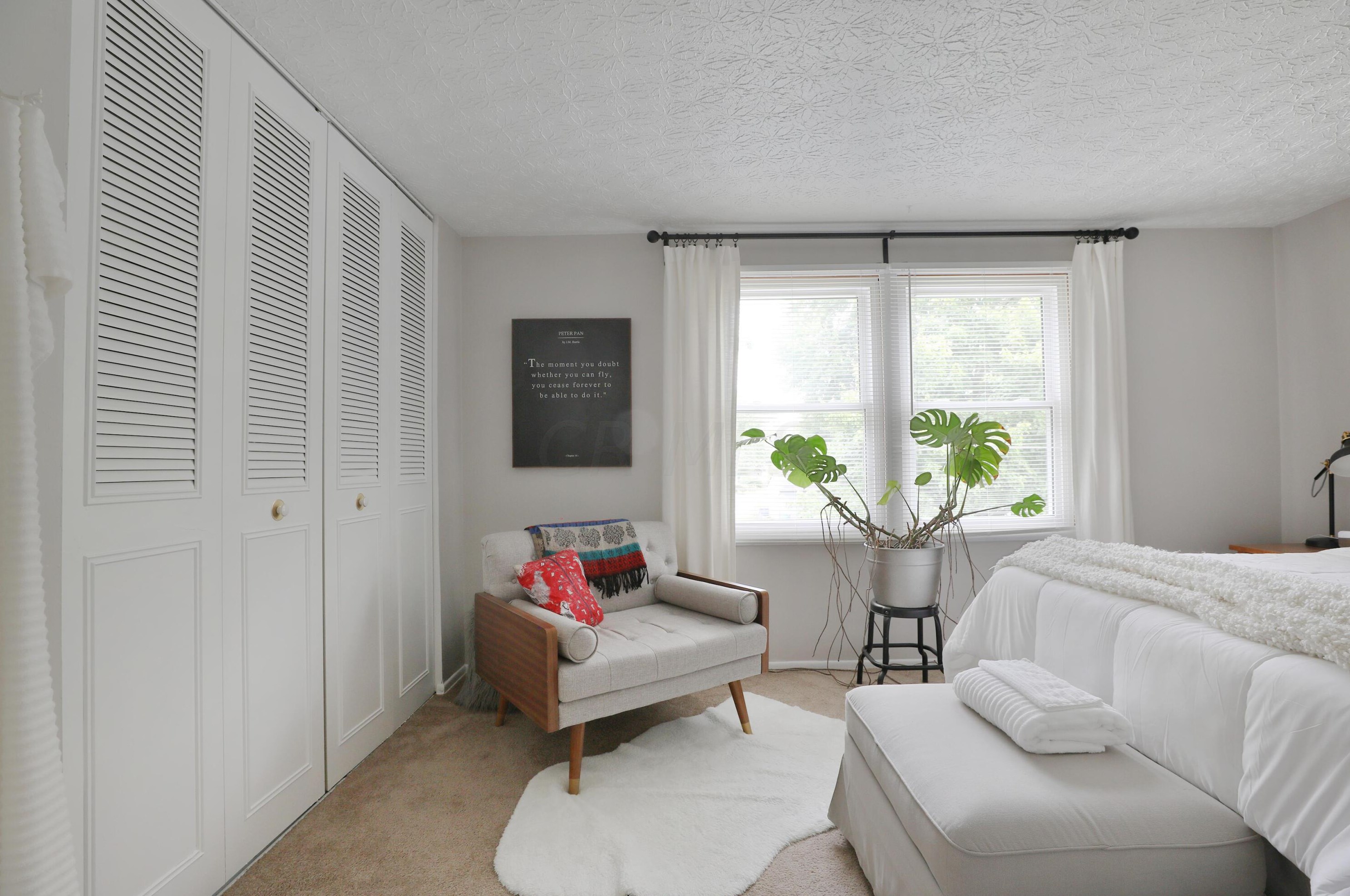 1678 Parkgate Rd, Columbus OH  43229-2004 exterior