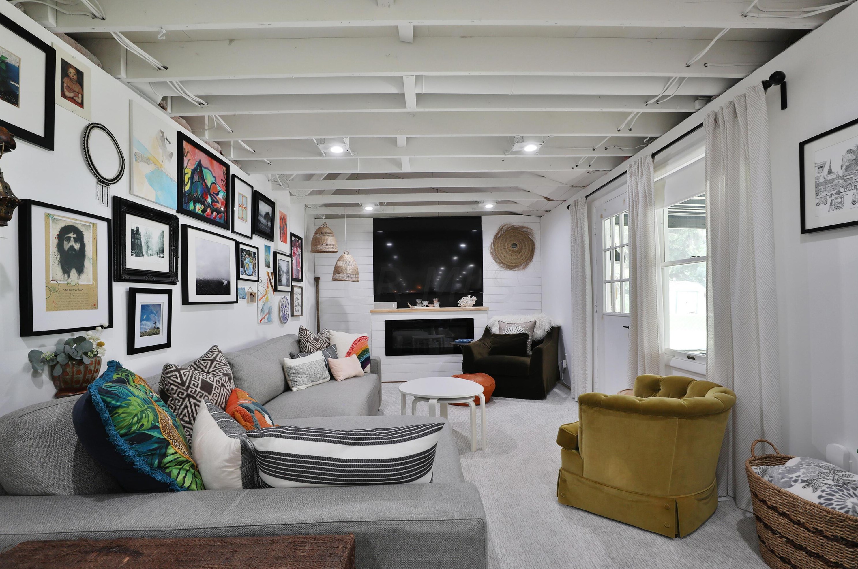 1678 Parkgate Rd, Columbus OH  43229-2004 exterior