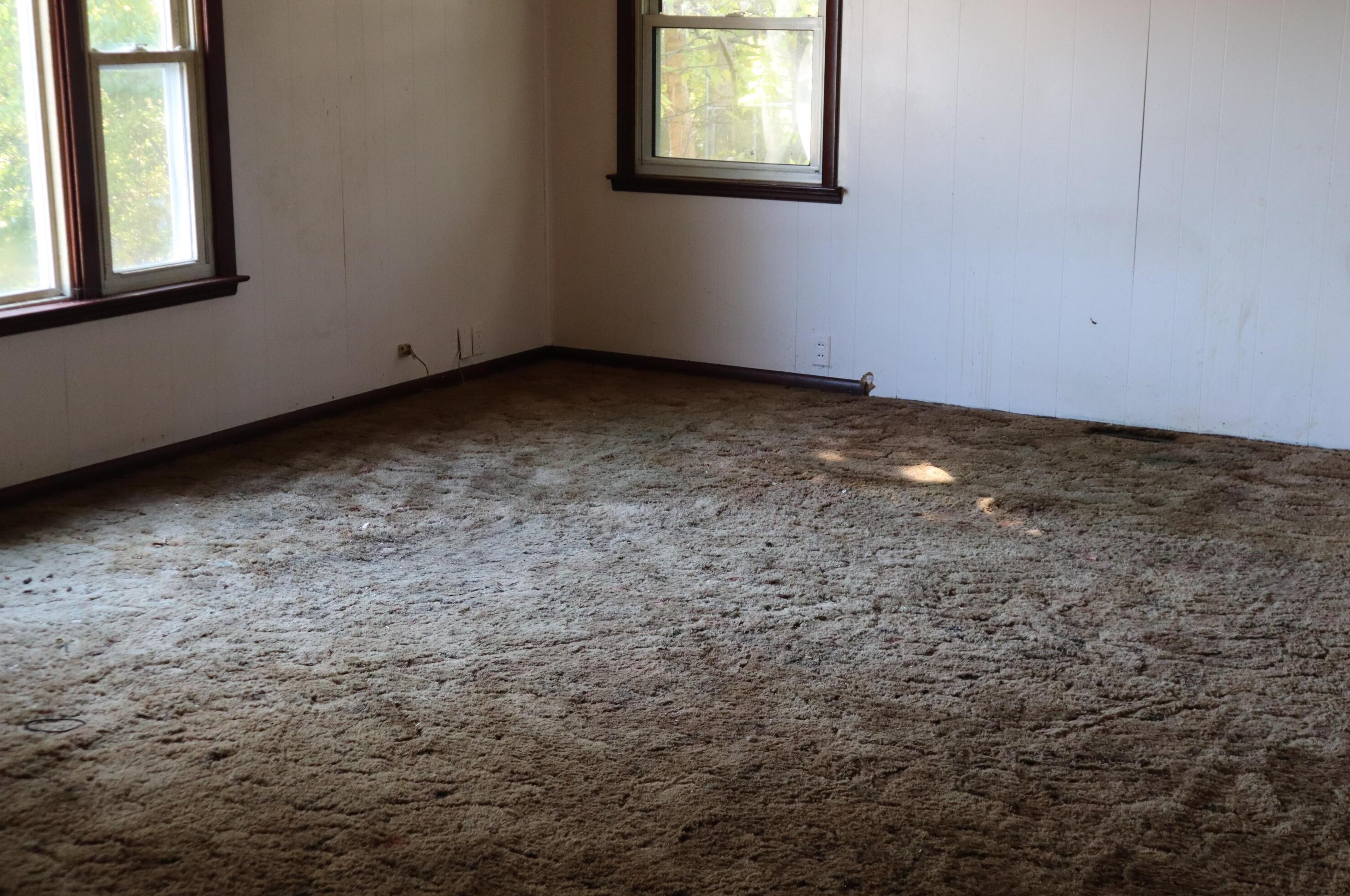 107 W Main St, Mount Sterling, OH 43143