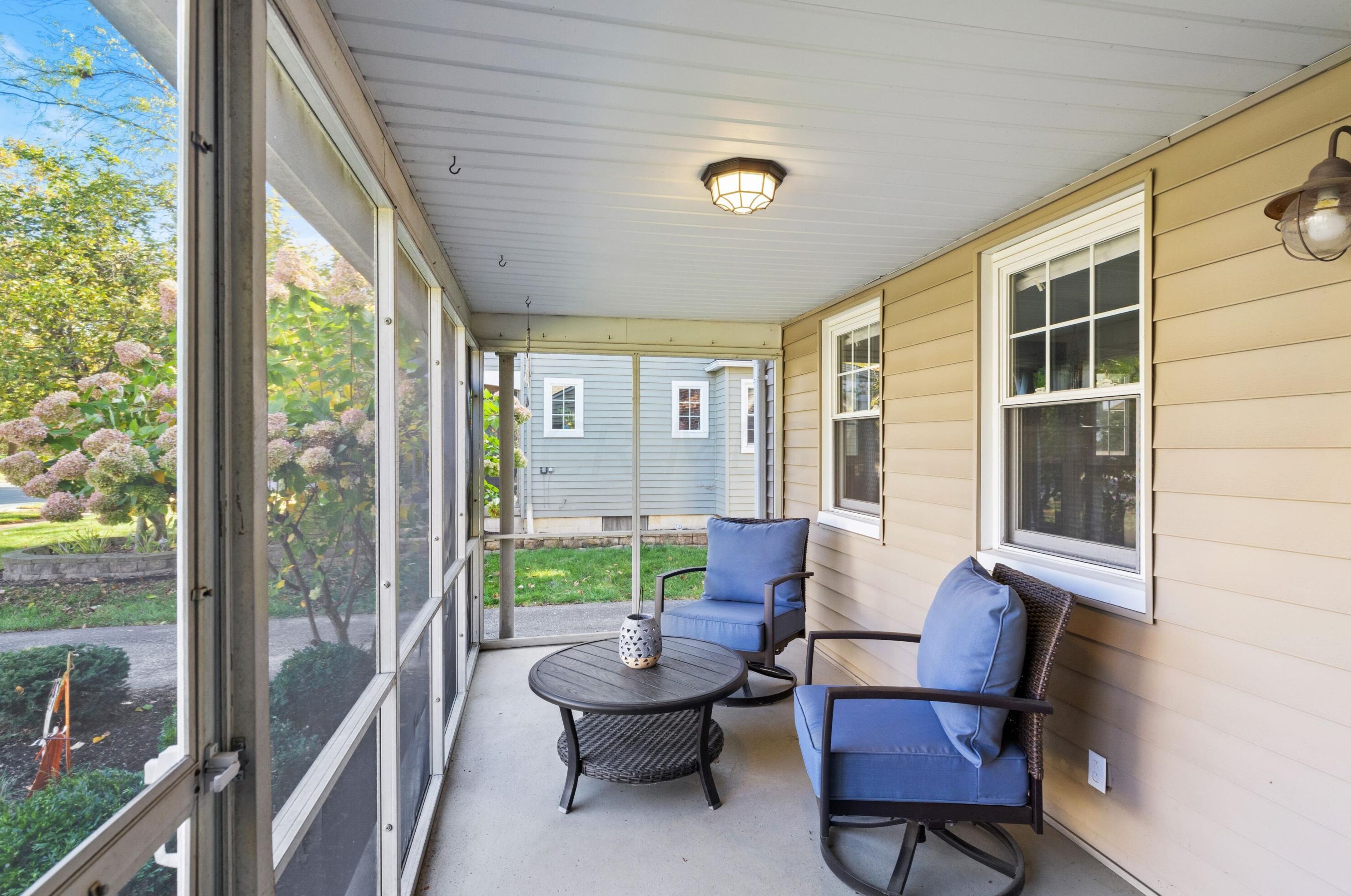 435 Arden Rd, Columbus OH  43214-3764 exterior