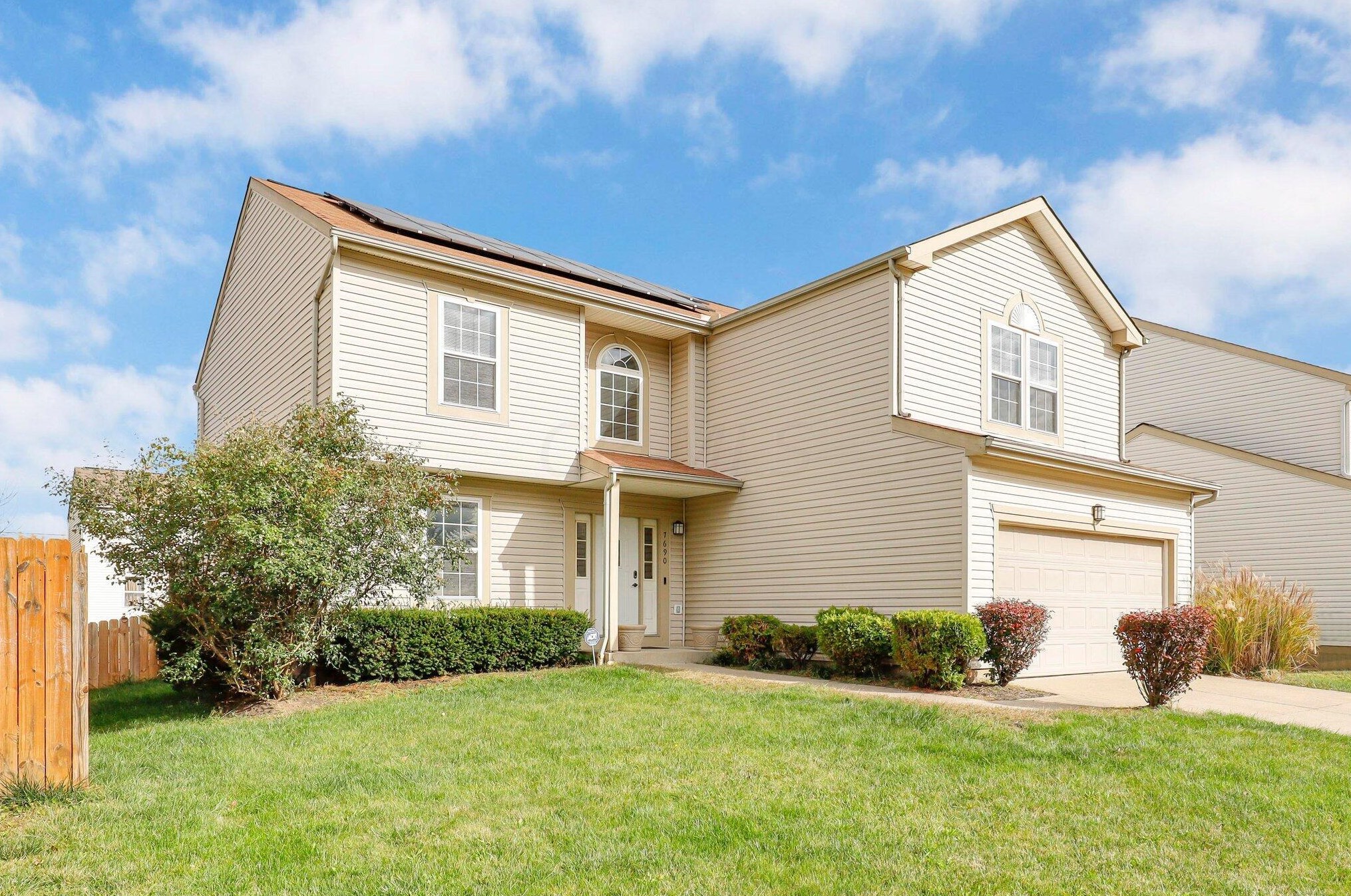 7690 Calderdale St, Blacklick, OH 43004