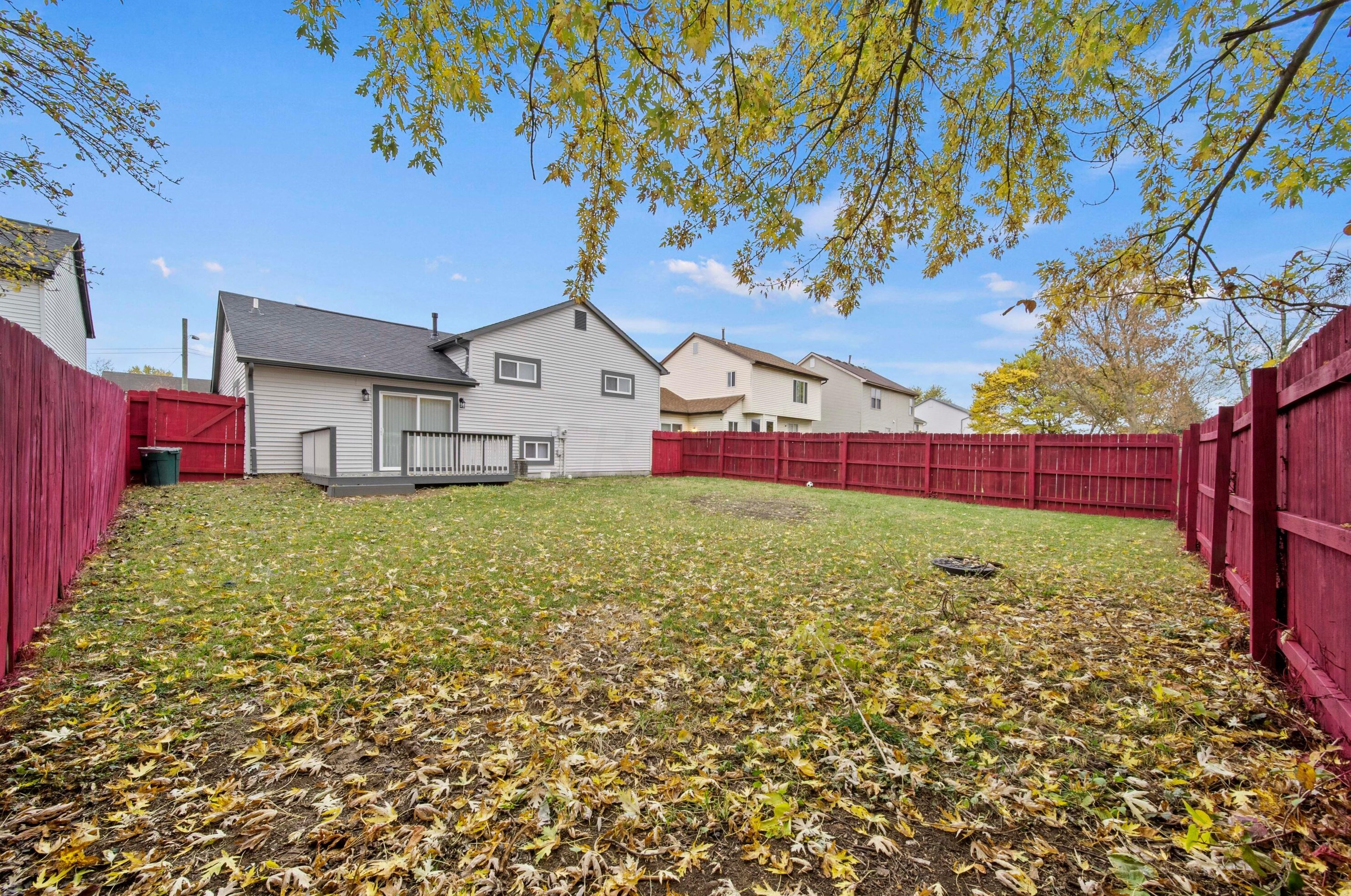 5361 Mendon Ct, Columbus OH  43232-5467 exterior