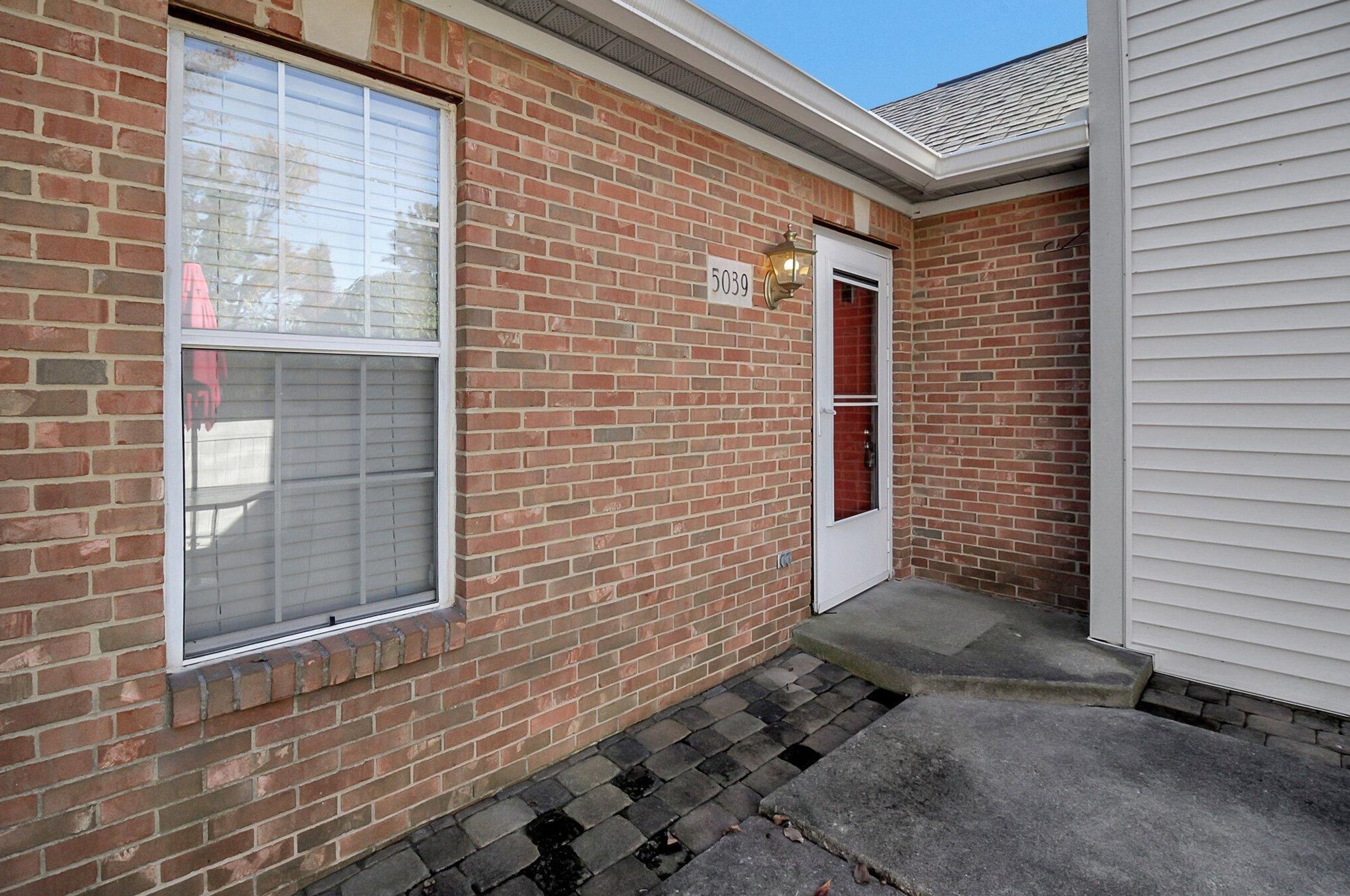 5039 Deer Run Pl, Westerville, OH 43081