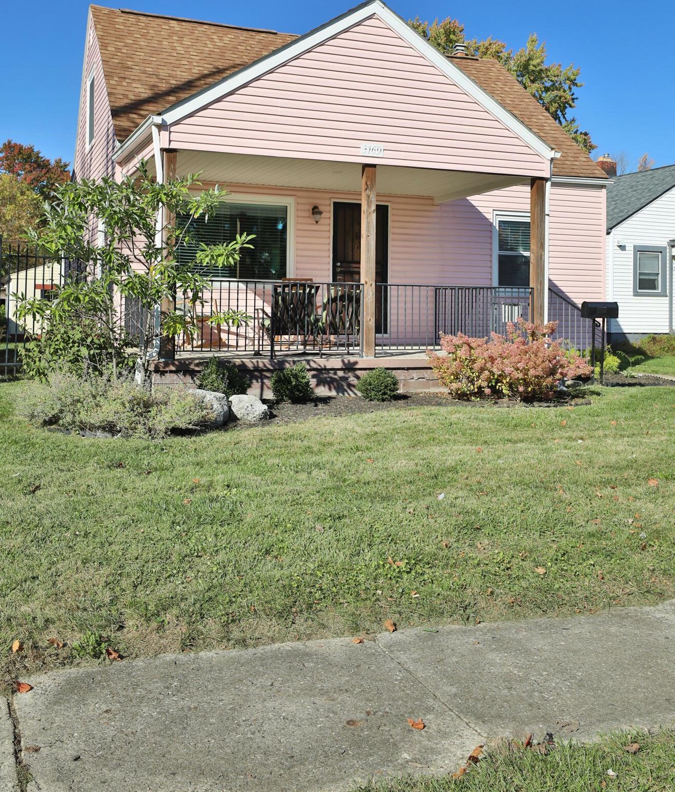 3169 Grasmere Ave, Columbus, OH 43224-4113