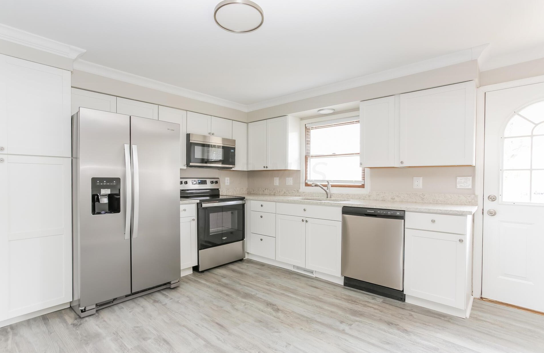 174 Derrer Rd, Columbus OH  43204-1248 exterior