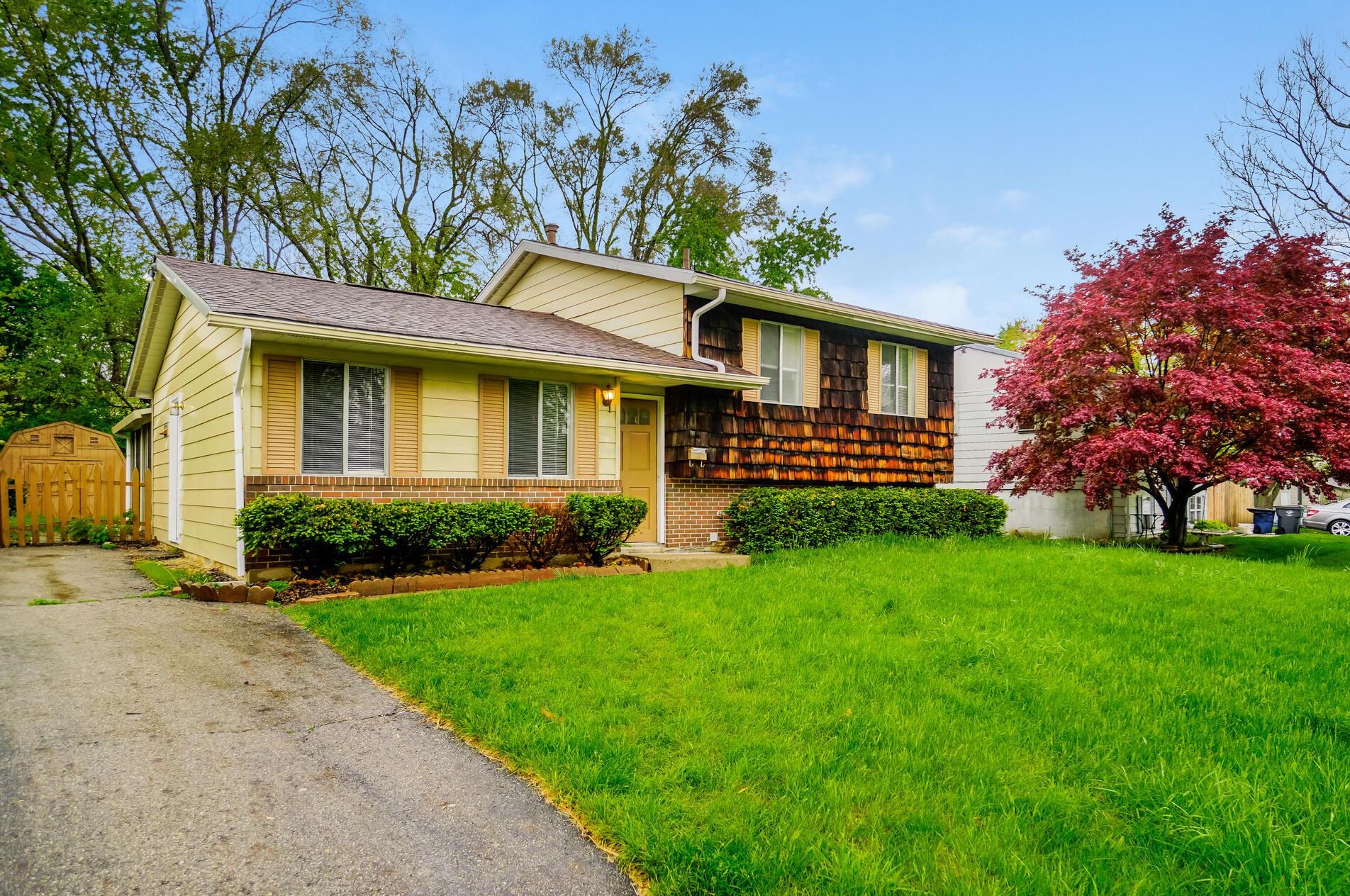 3435 Claretta Rd, Columbus, OH 43232