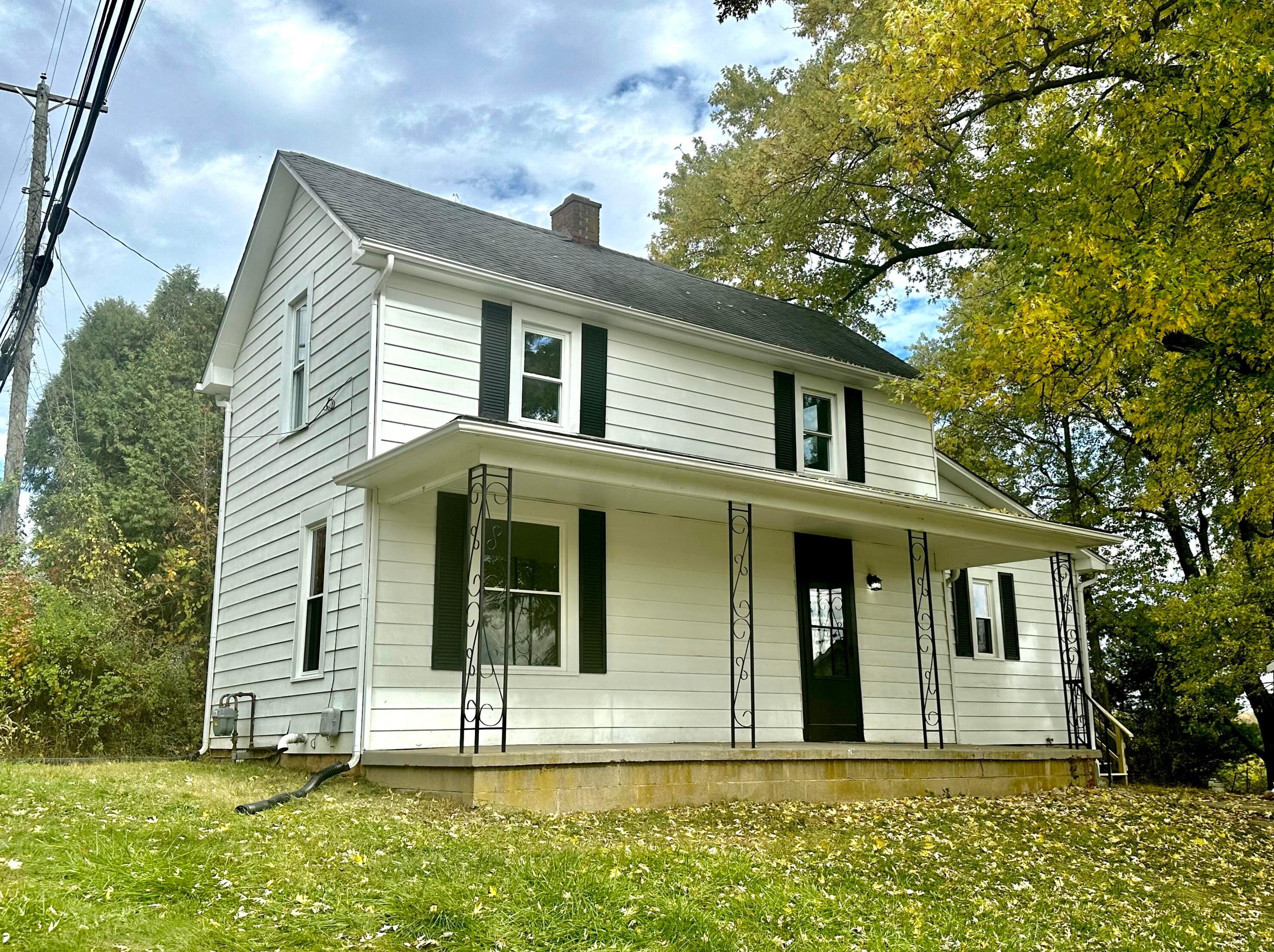 1918 Sheridan Dr, Lancaster, OH 43130-1232