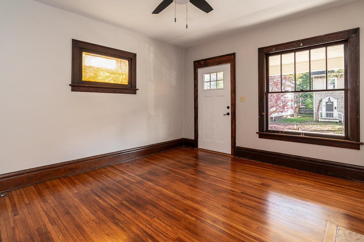 2455 Indiana Ave, Columbus OH  43202-2758 exterior