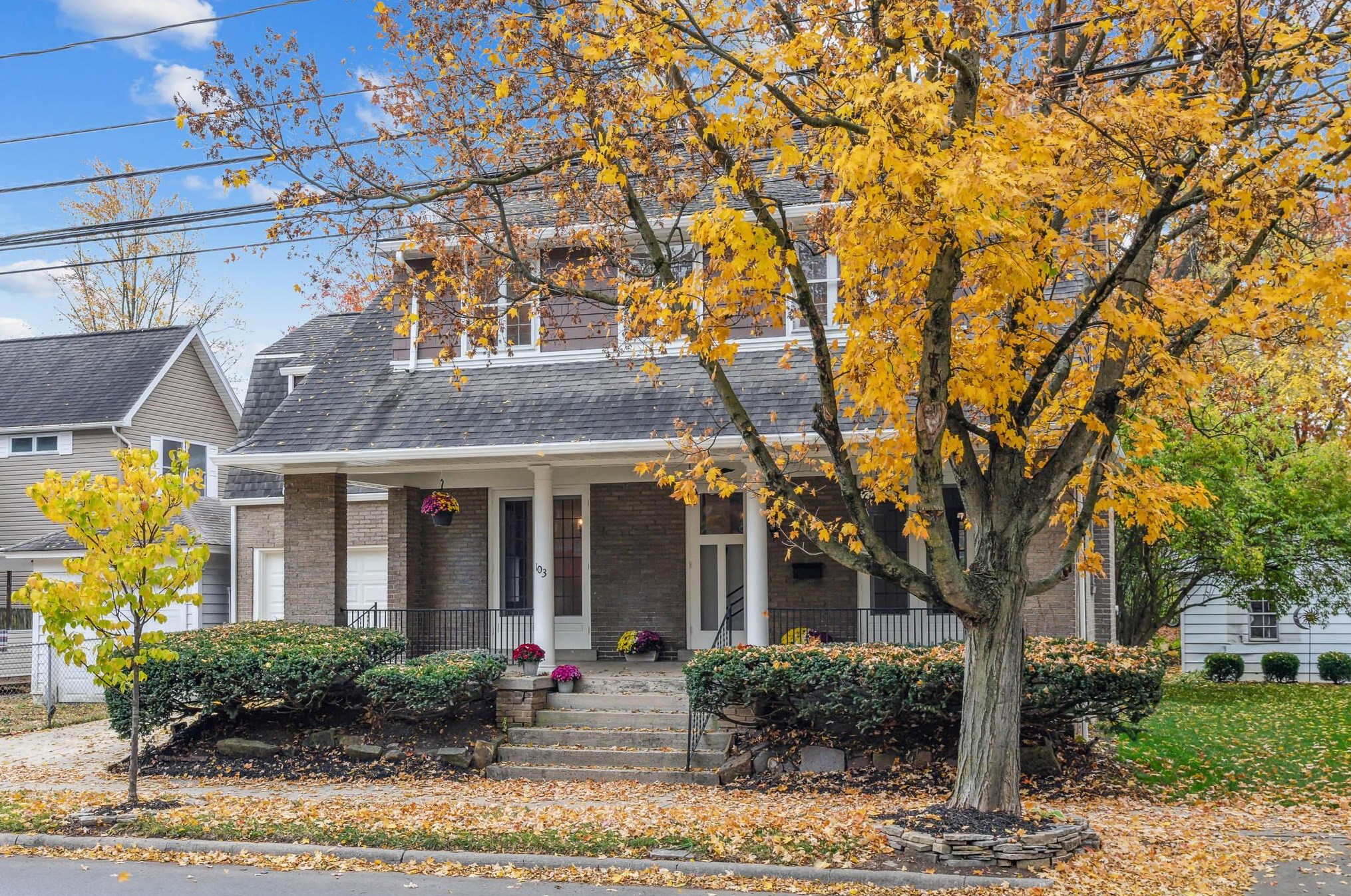 103 W Central Ave, Delaware, OH 43015