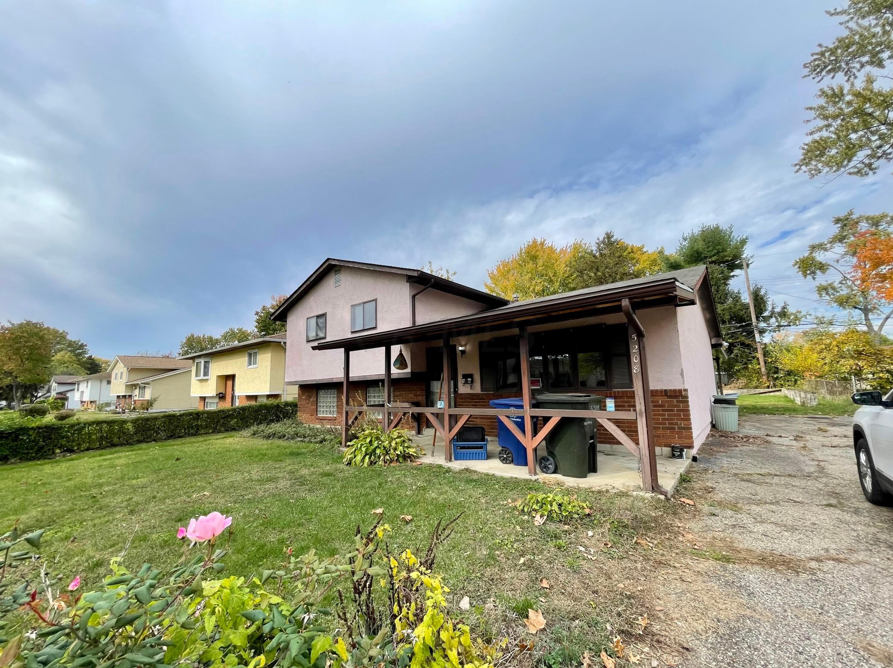 5208 Kornwal Dr, Columbus, OH 43232-2814