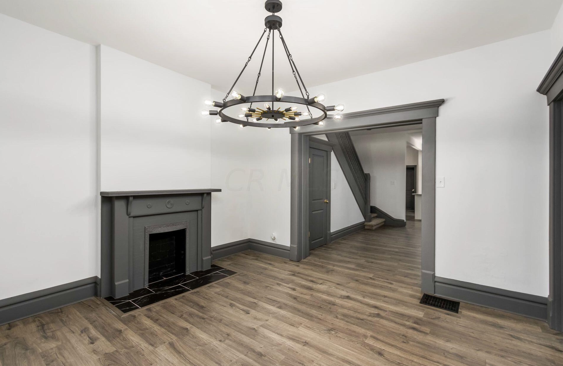 1571 Franklin Ave, Columbus OH 43085-3187 exterior