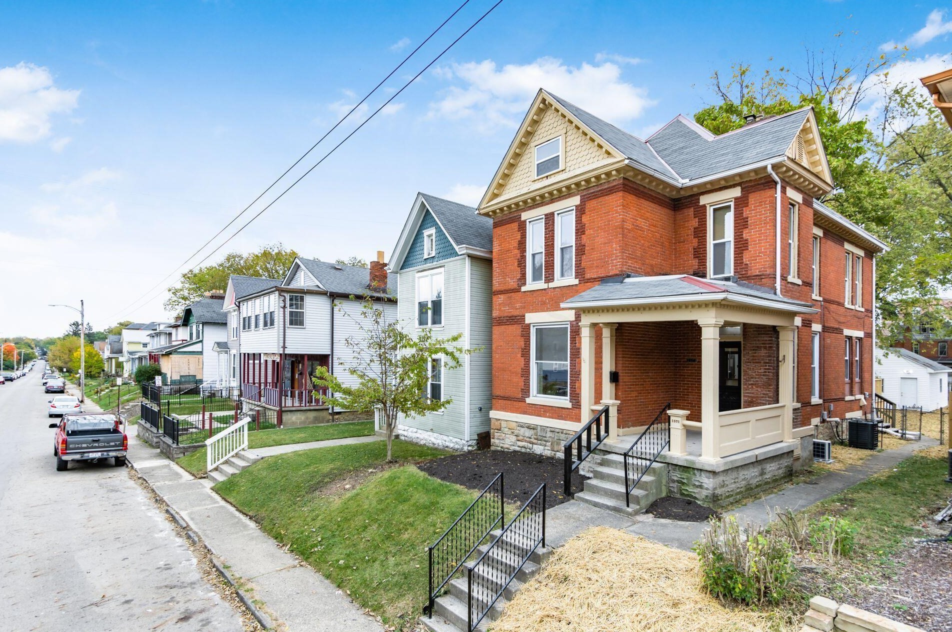 1571 Franklin Ave, Sharon Township, OH 43205