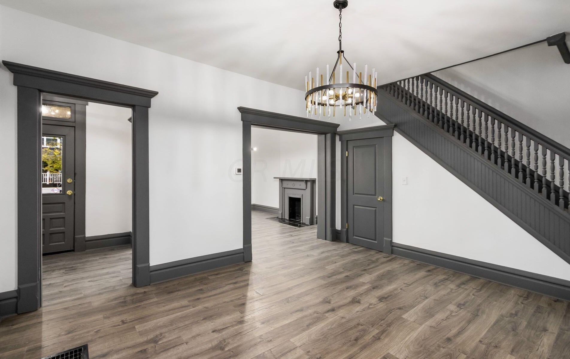 1571 Franklin Ave, Columbus OH 43085-3187 exterior