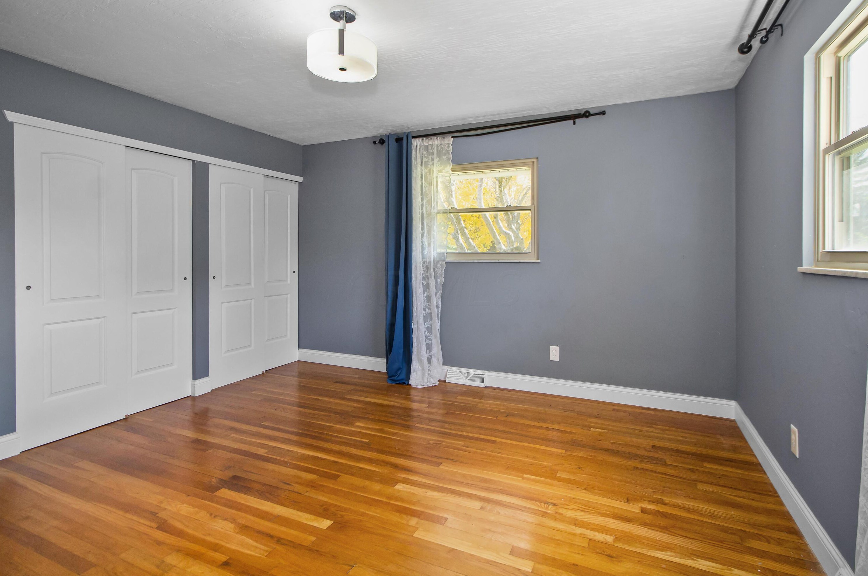 3254 Grey Fox Dr, Columbus OH 43230-1923 exterior