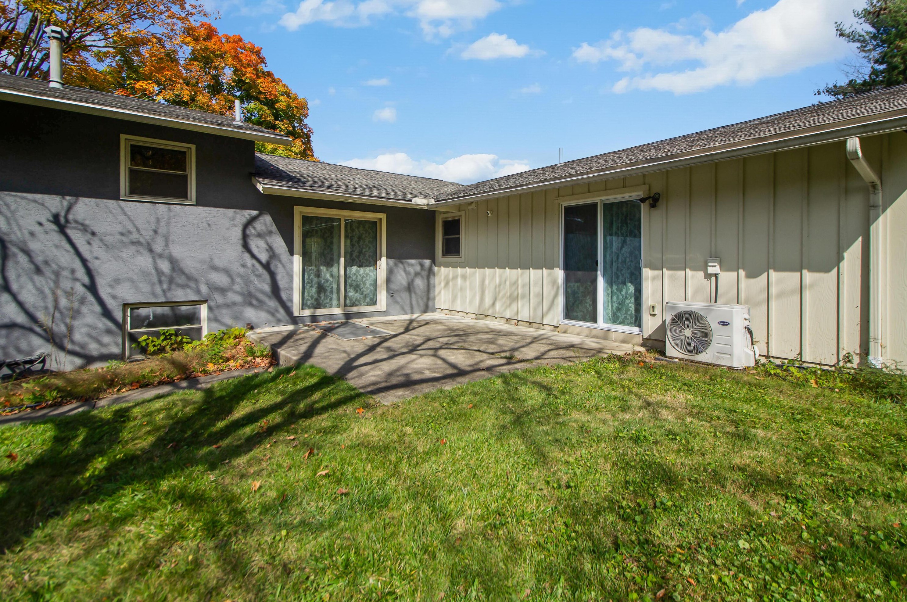 3254 Grey Fox Dr, Columbus OH 43230-1923 exterior