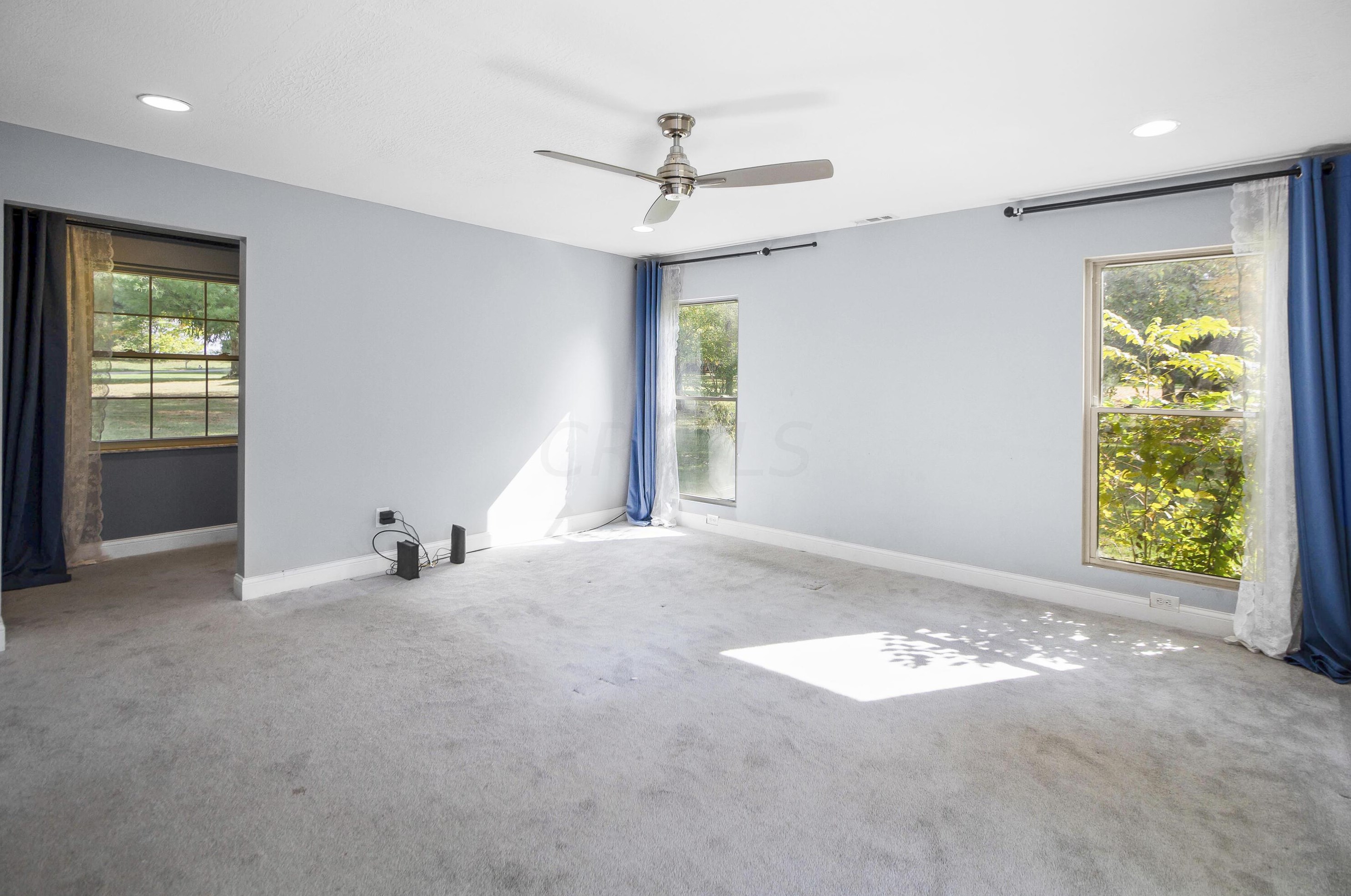 3254 Grey Fox Dr, Columbus OH 43230-1923 exterior