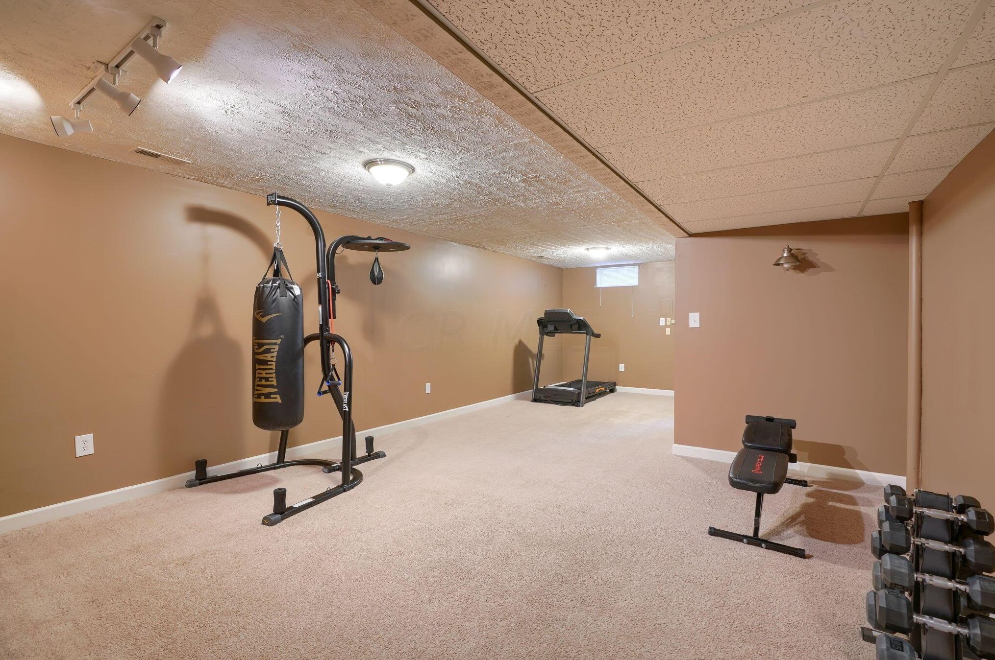 693 Brighton St, Pickerington OH  43147-8009 exterior