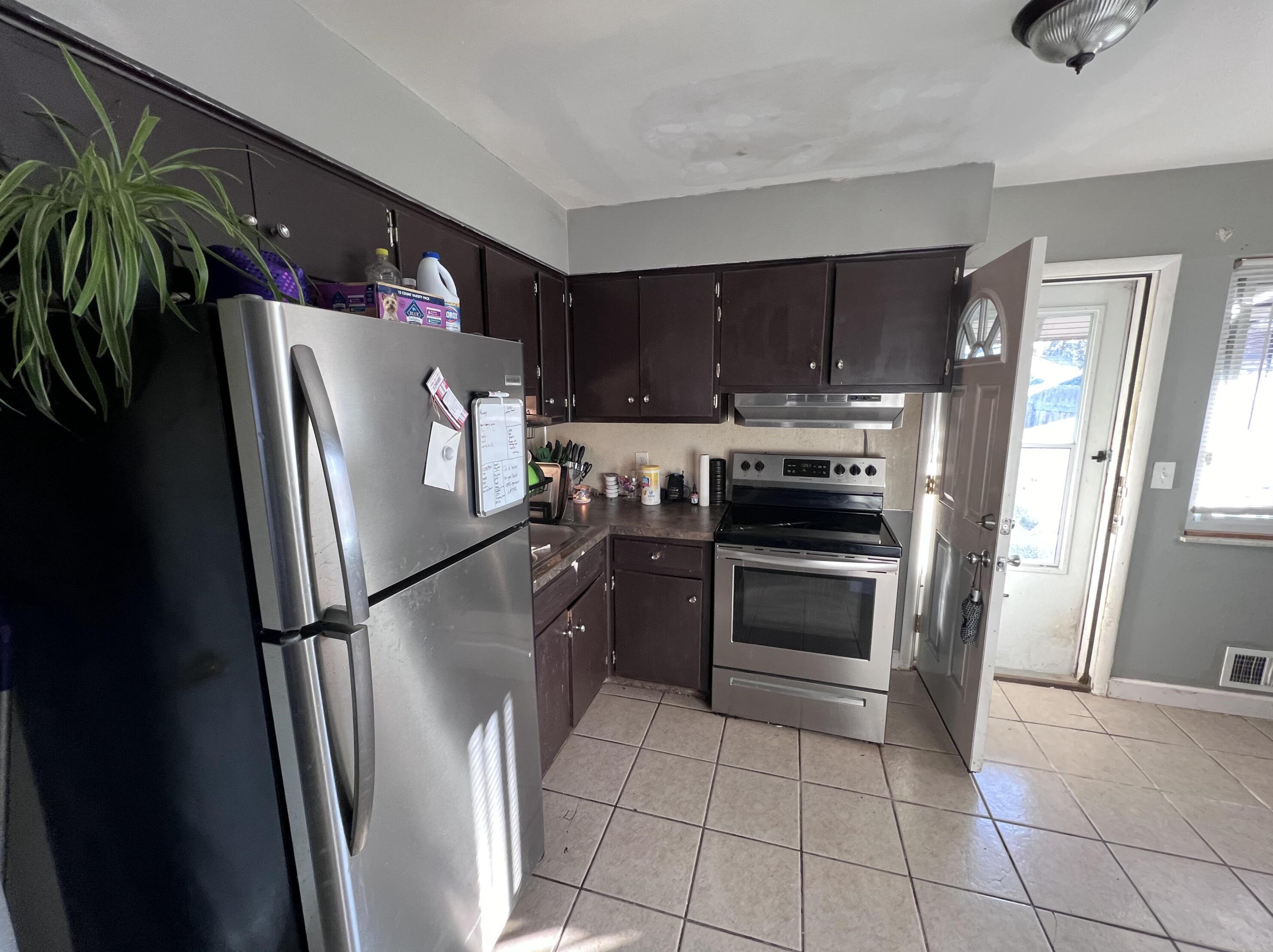1507 Oakland Park Ave, Columbus, OH 43224-3511