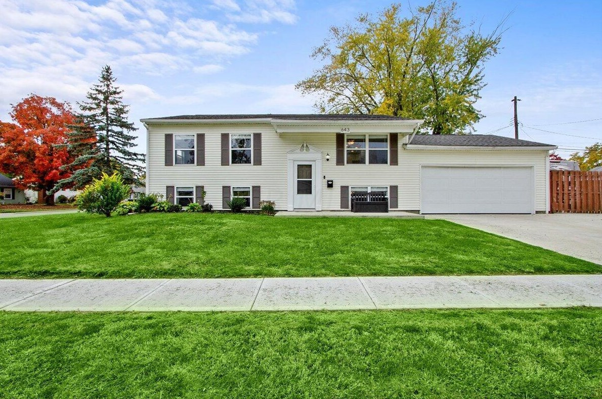 643 Kenilworth Ct, Columbus, OH 43230-2336