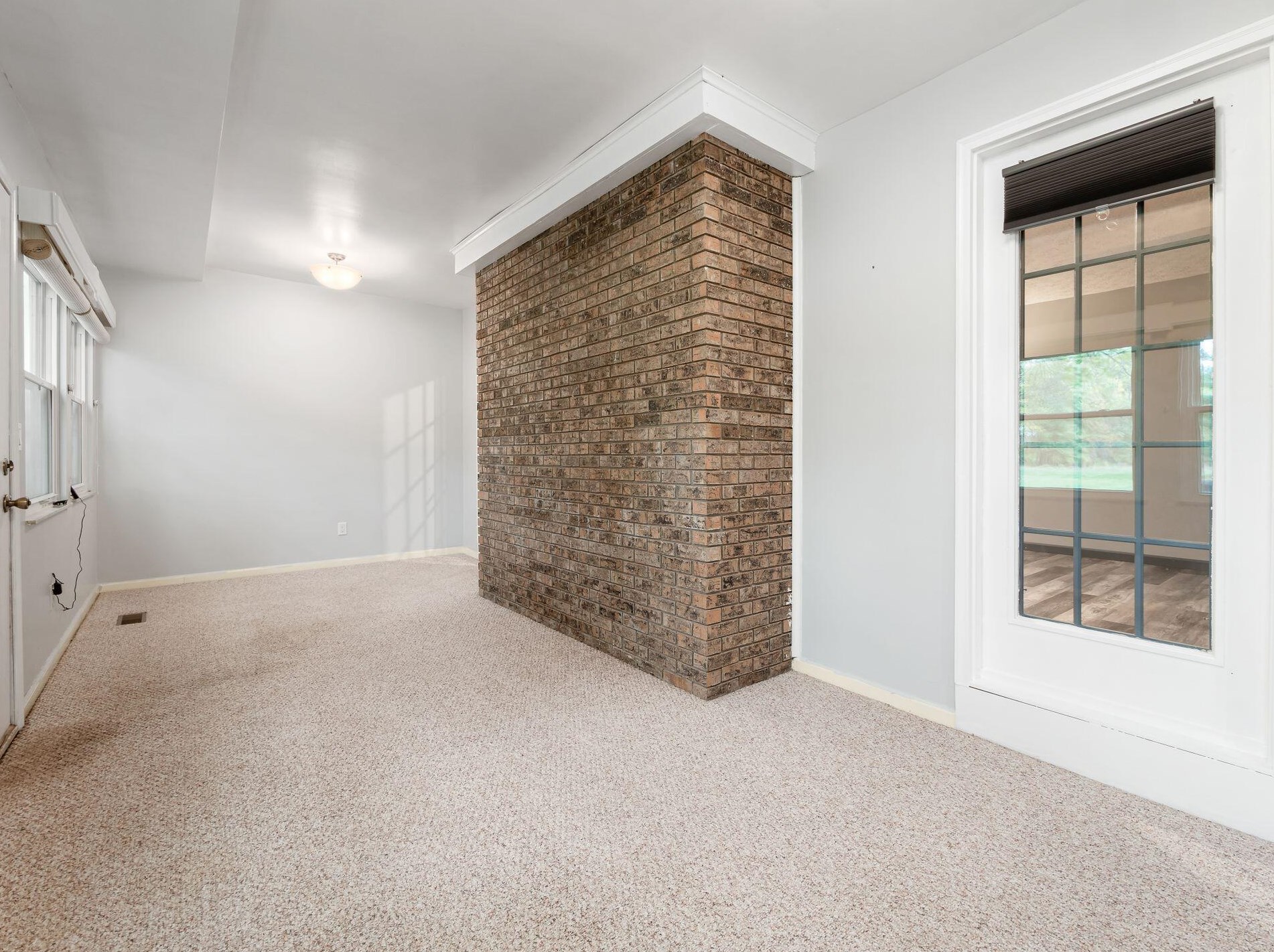 10495 Stoudertown Rd, Pickerington OH  43147-9456 exterior