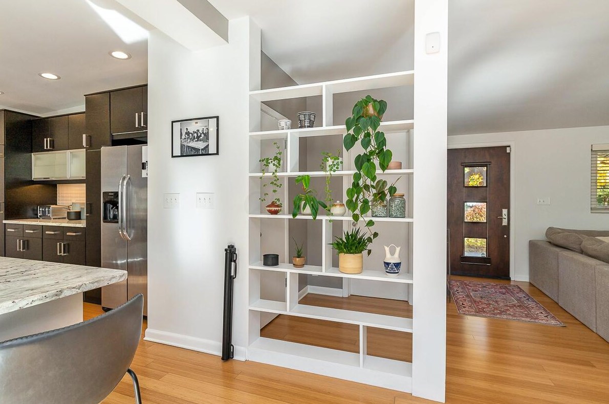 2845 Maryland Ave, Columbus OH  43209-1155 exterior