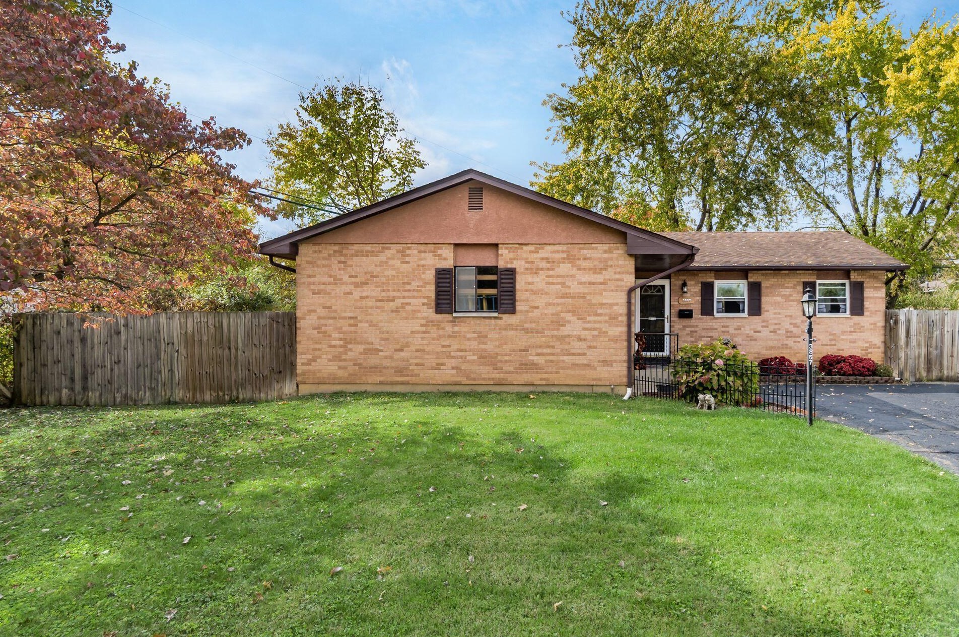 3867 Armada Rd, Columbus, OH 43232-6207