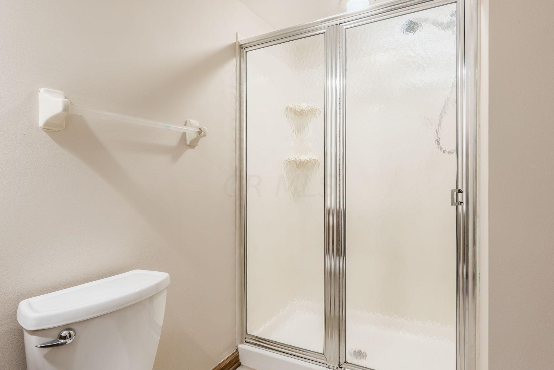 6168 Abbotsford Dr, Dublin OH  43017-8674 exterior