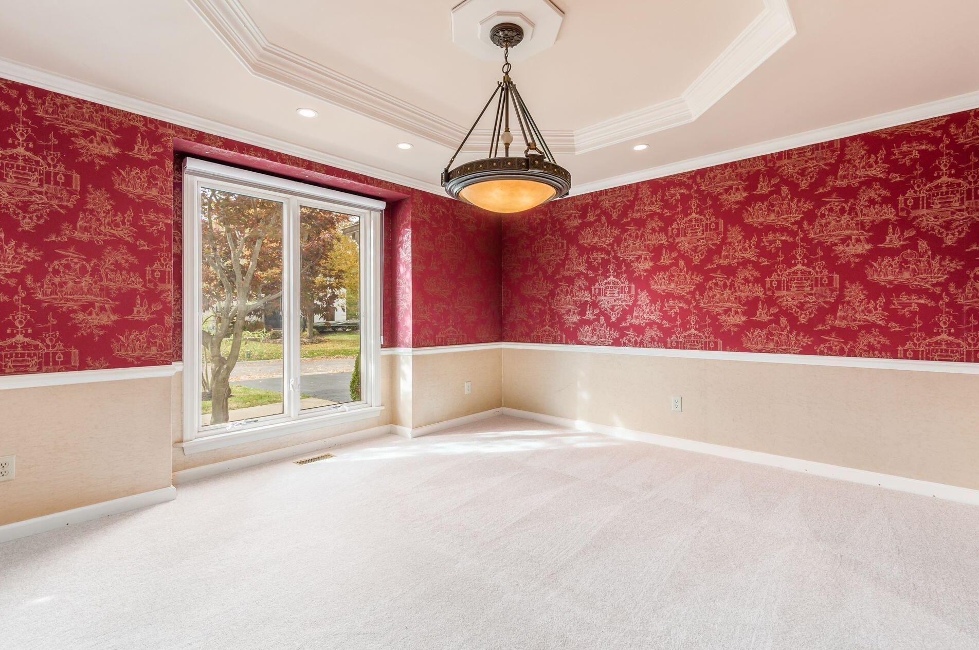 6168 Abbotsford Dr, Dublin OH  43017-8674 exterior