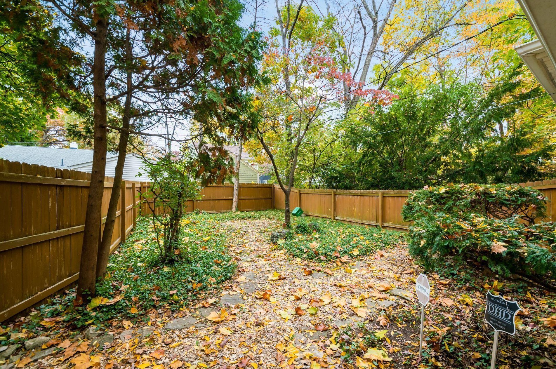 434 Walhalla Rd, Columbus, OH 43202-1459