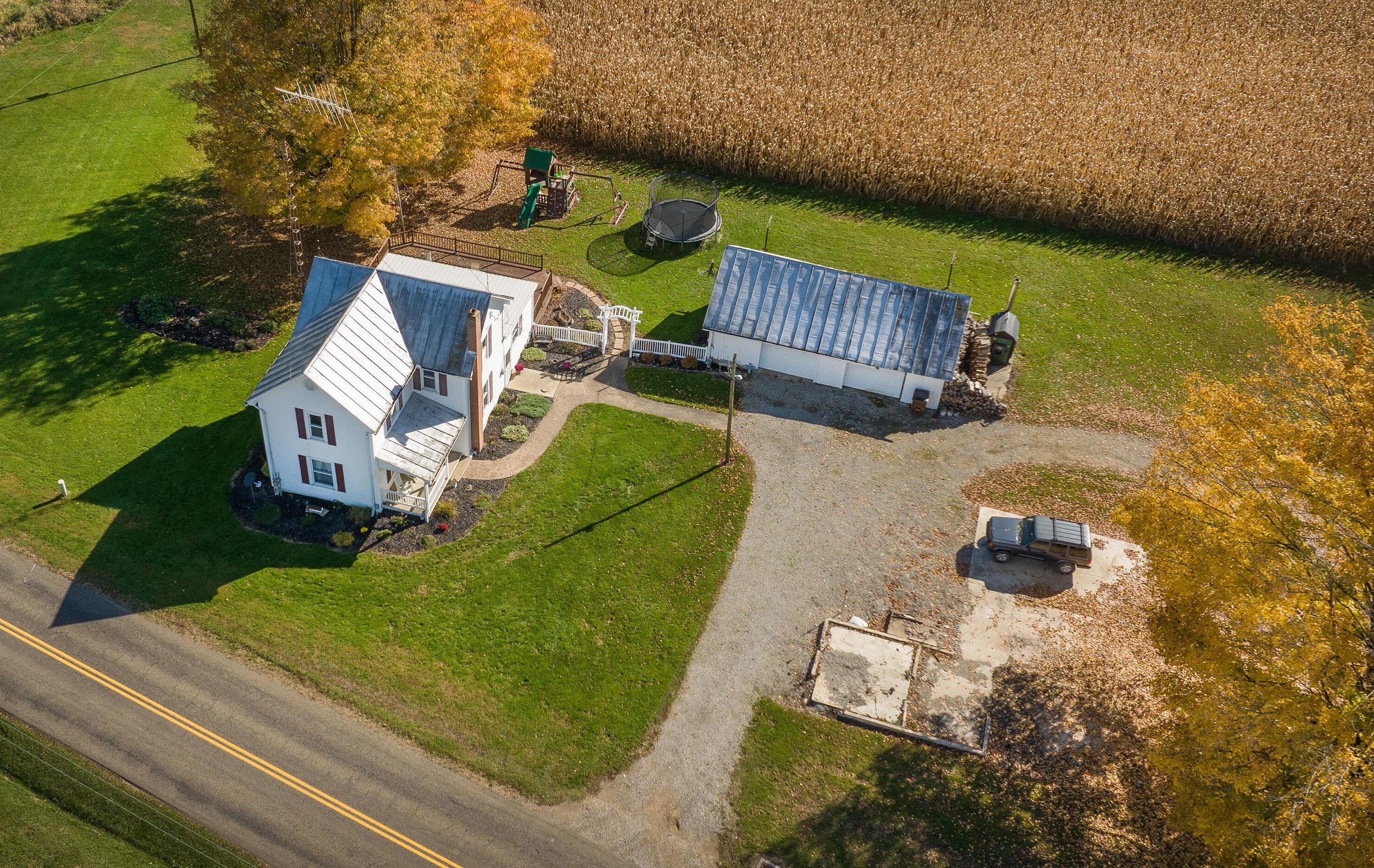 17700 Liberty Rd, Fredricktwn OH  43019-9784 exterior