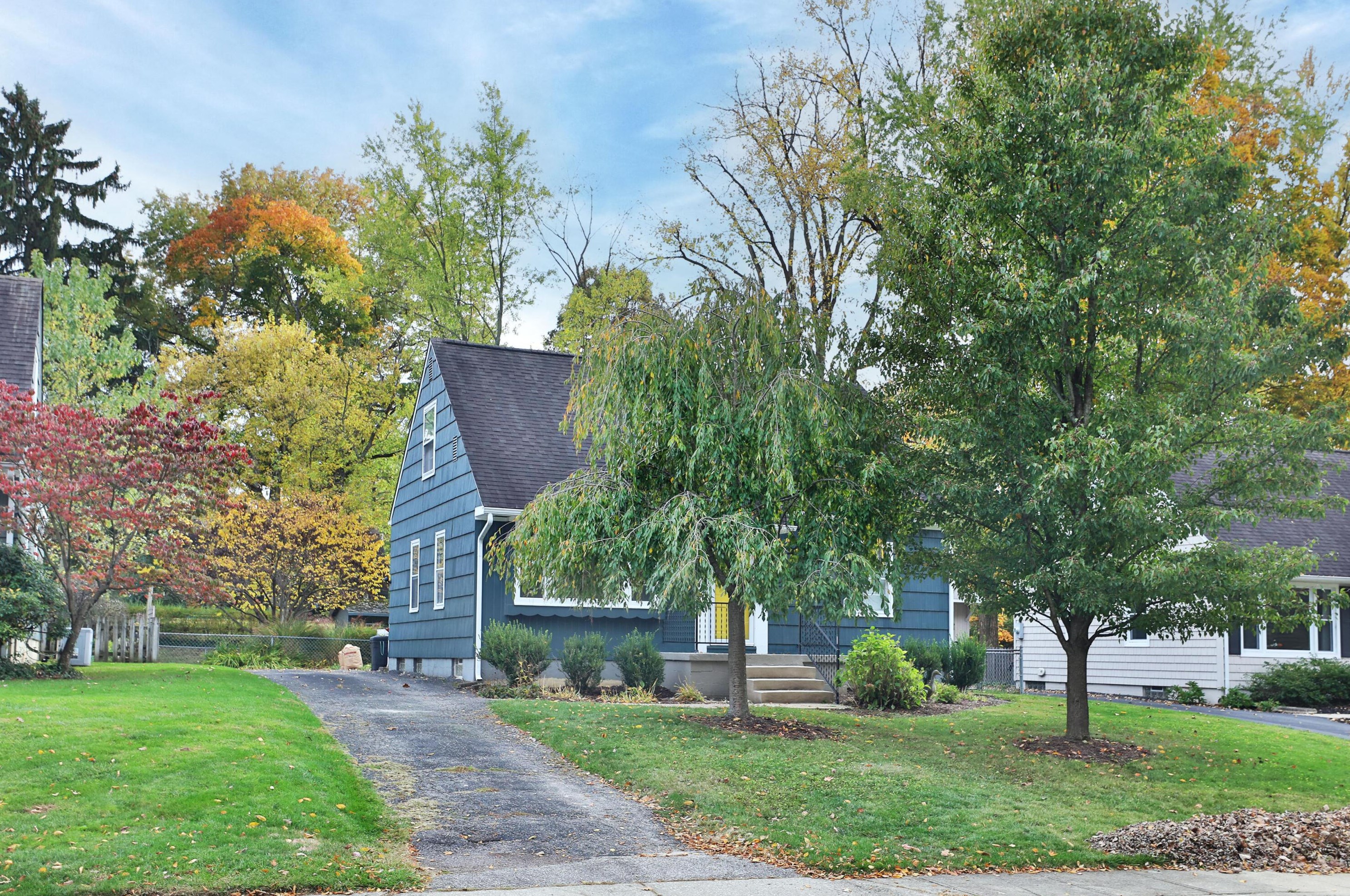 221 Loveman Ave, Sharon Township, OH 43085