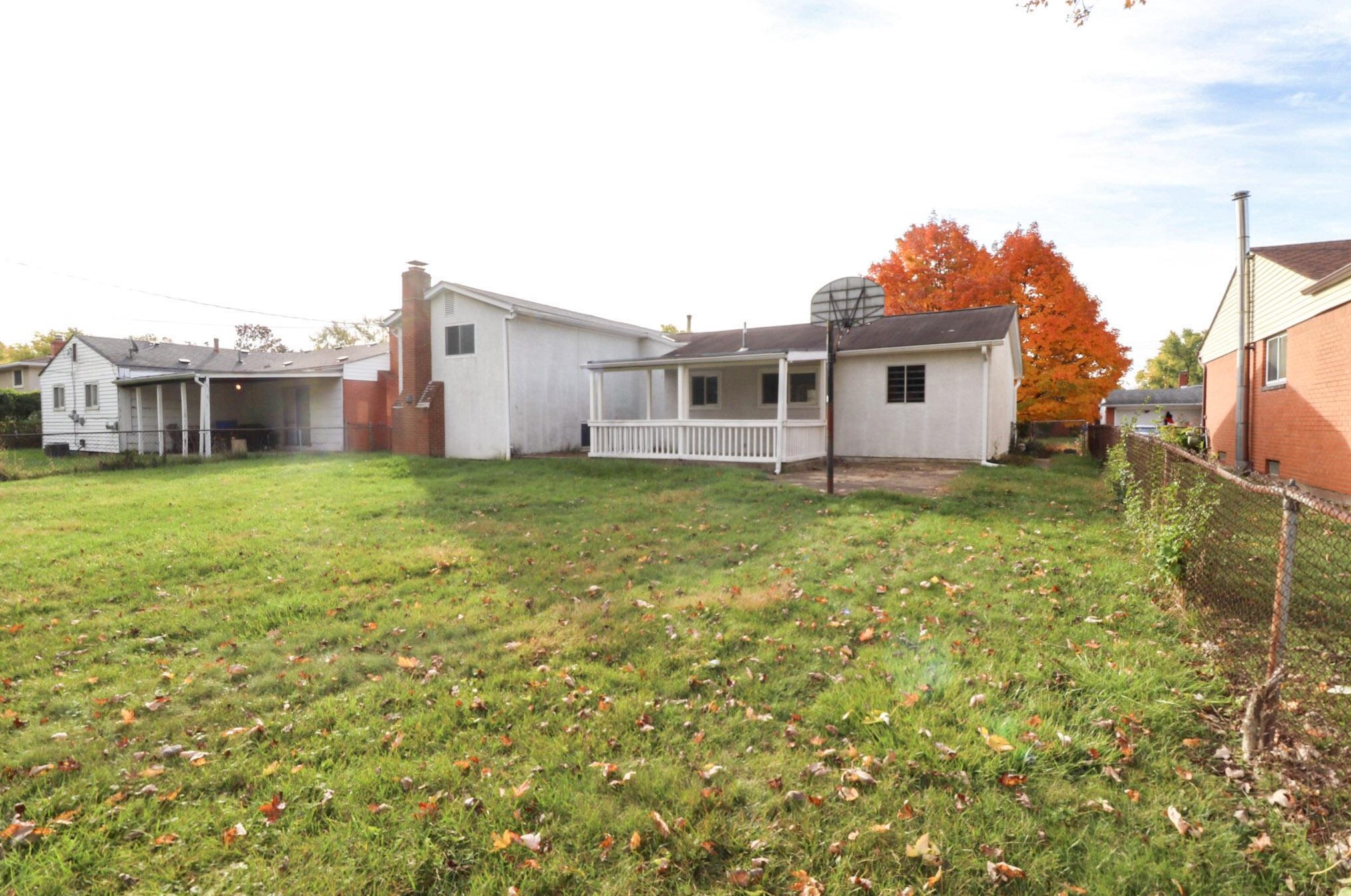 4894 Downing Dr, Columbus OH  43232-4602 exterior