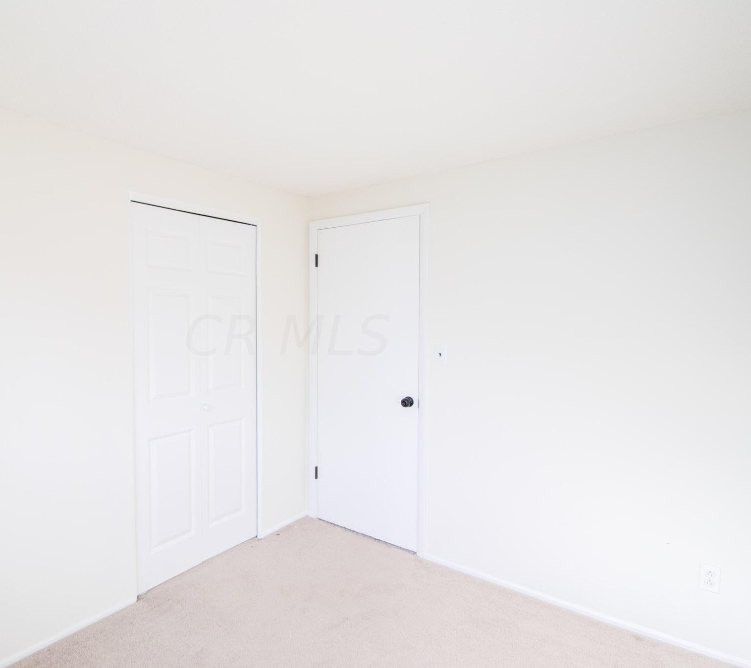 4894 Downing Dr, Columbus OH  43232-4602 exterior