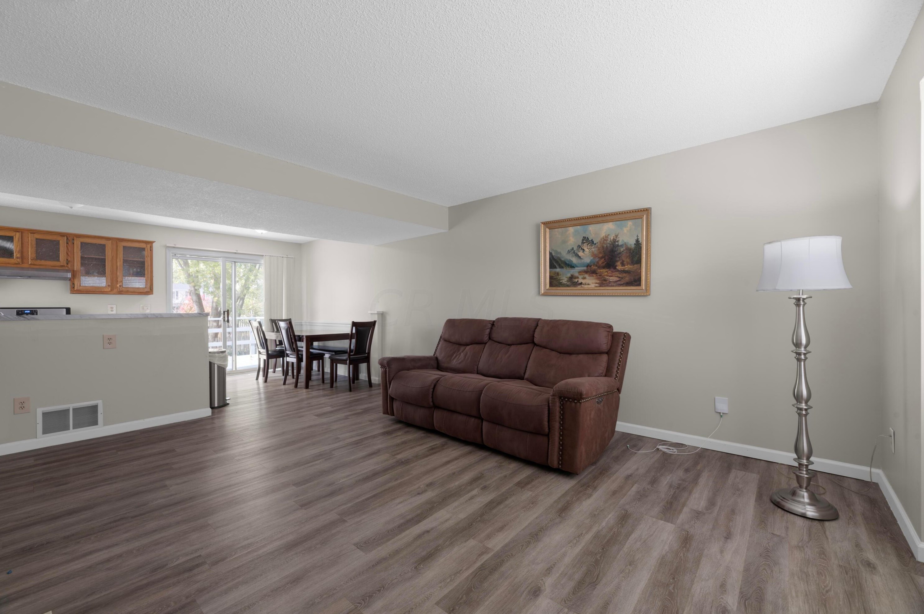 3341 Paradise Ave, Hilliard, OH 43026