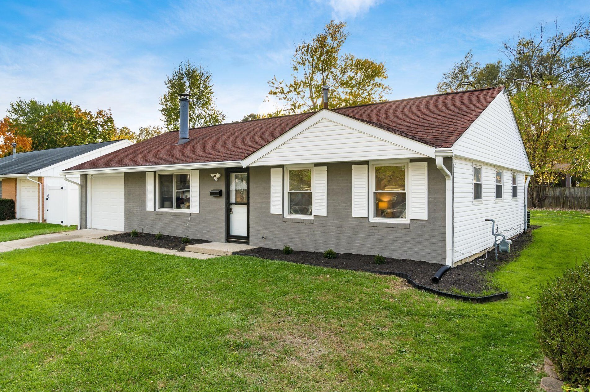 287 Lincolnshire Rd, Columbus, OH 43230-2362