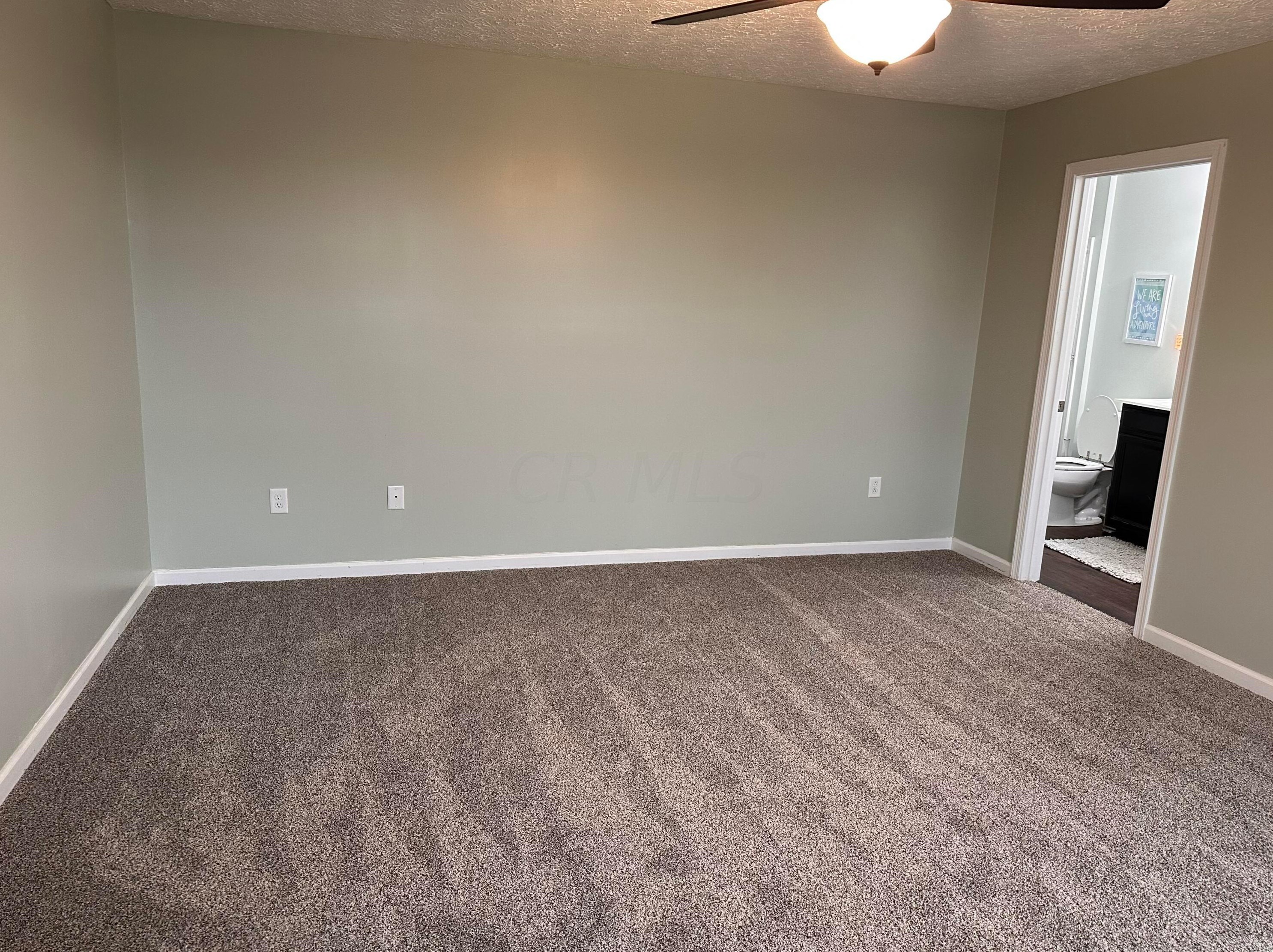 2015 Sun Ridge St, Lancaster OH  43130-1241 exterior