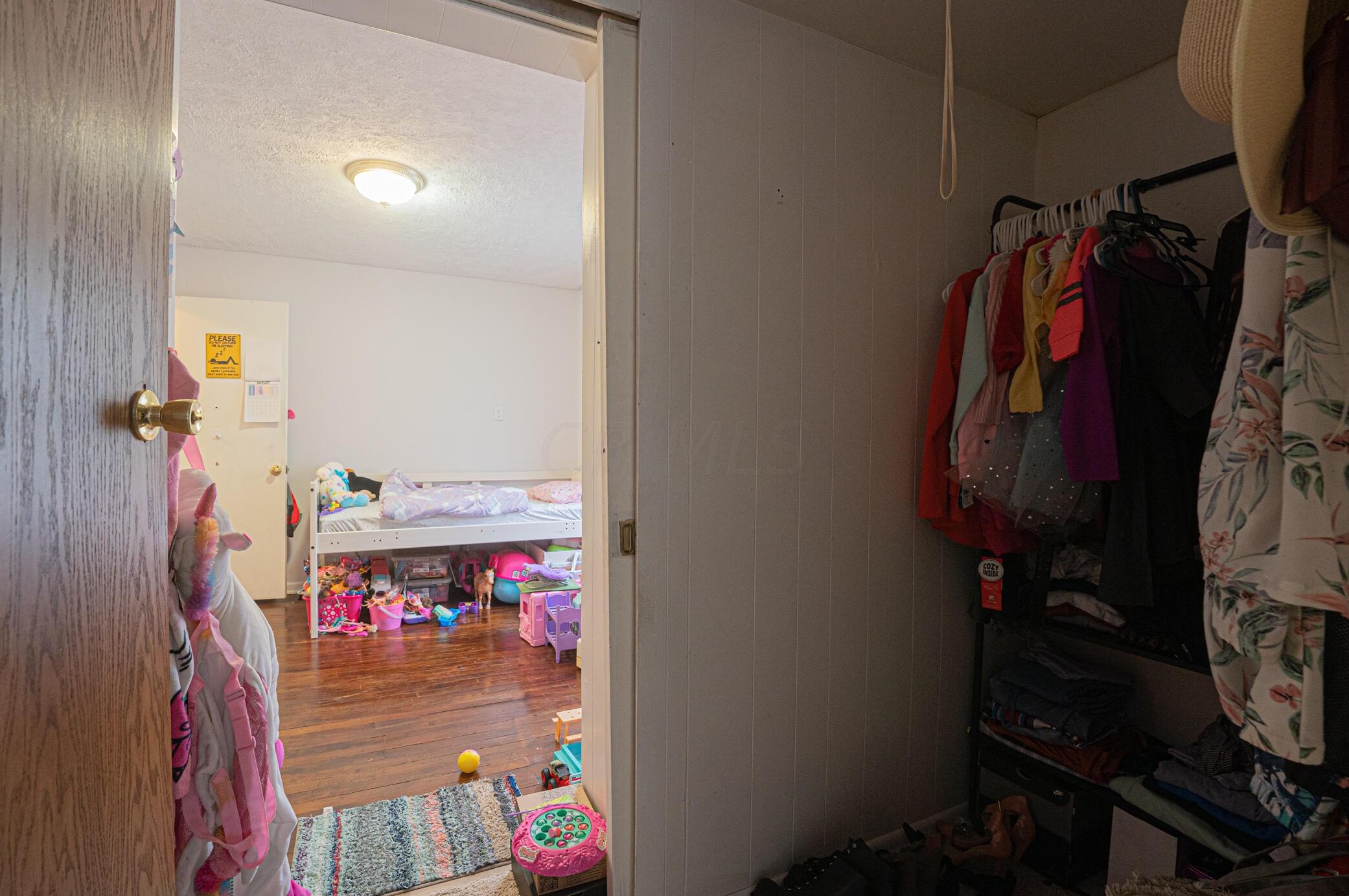 3126 Medina Ave, Columbus OH  43224-4221 exterior